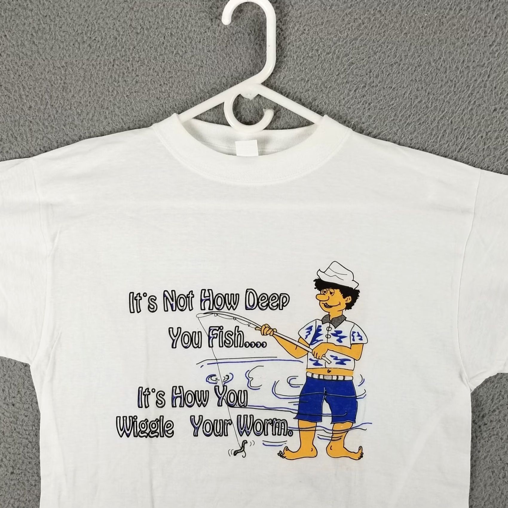 Vintage Funny T-Shirt Men Large White Wiggle Worm Tee Size US L / EU 52-54 / 3 - 2 Thumbnail
