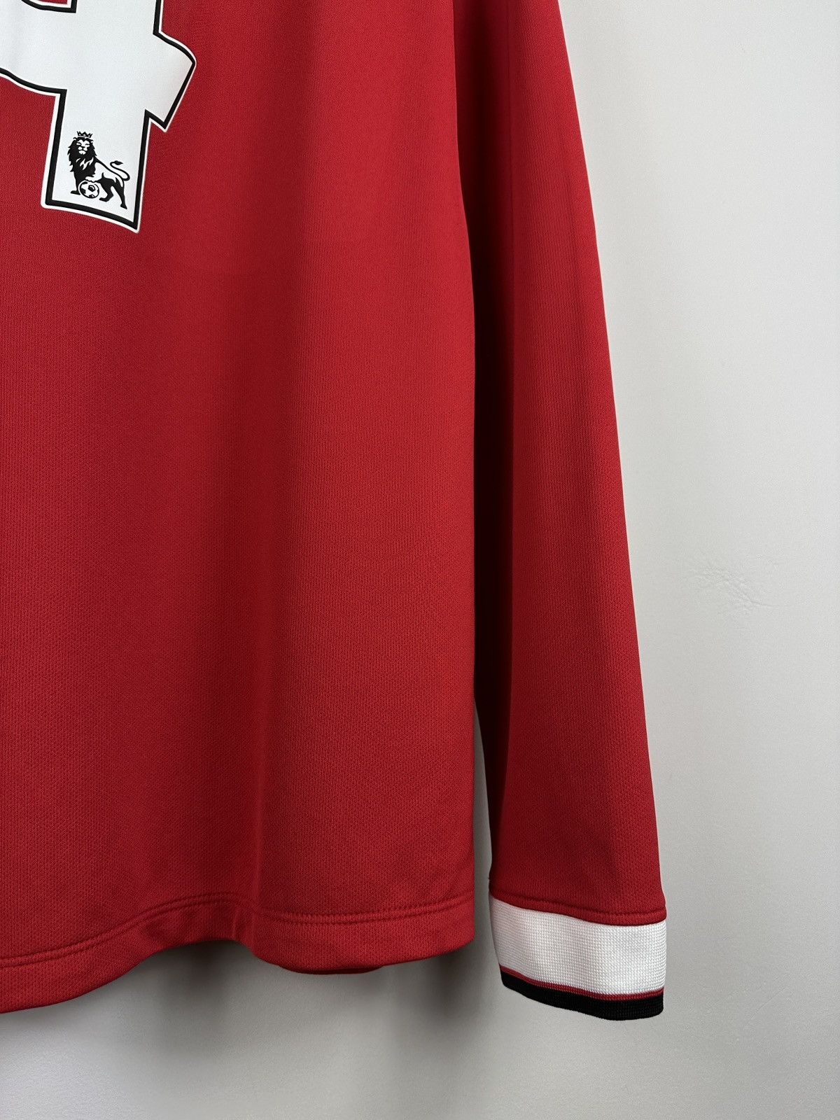 Nike #4 Jones Manchester United Nike Long Sleeve Soccer Jersey Size US M / EU 48-50 / 2 - 18 Thumbnail