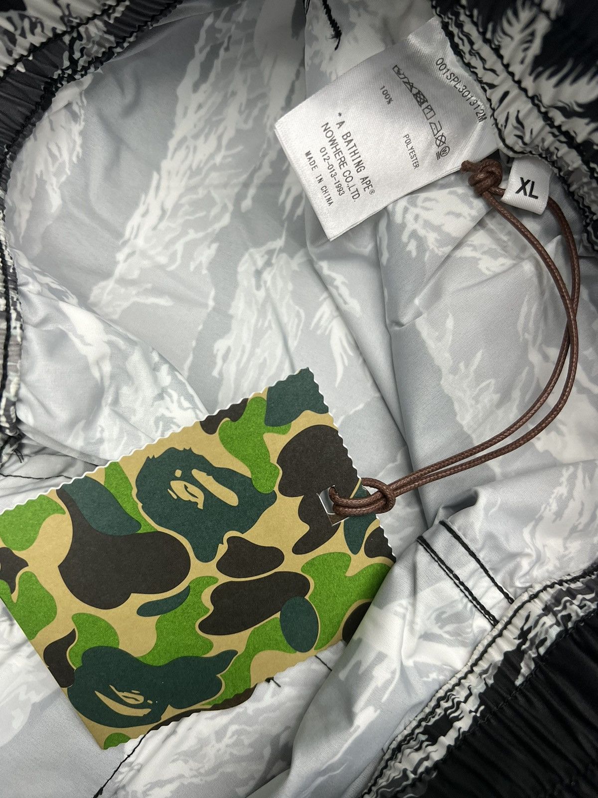 Bape Bape Palm Tree Camo Beach Shorts Size US 36 / EU 52 - 4 Thumbnail