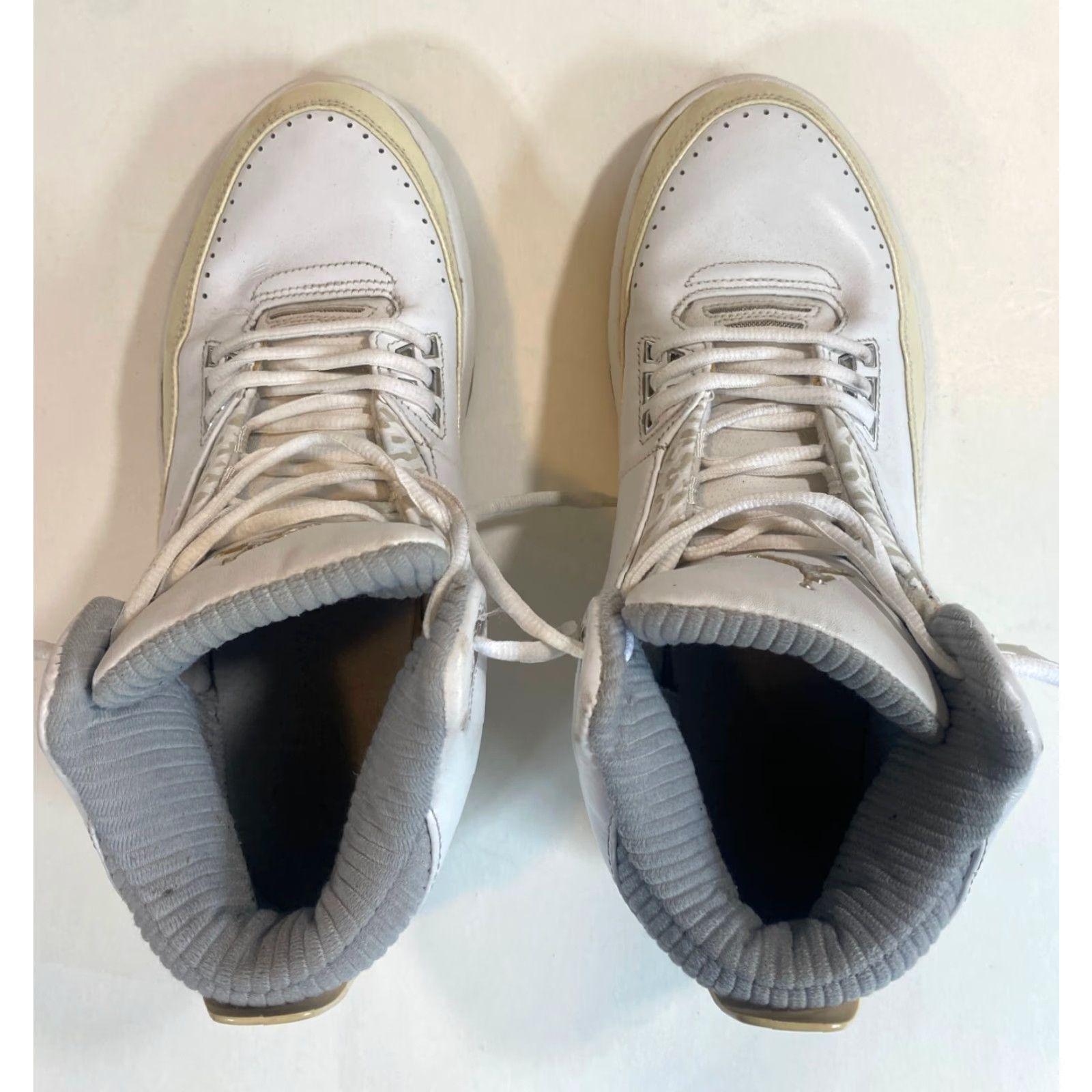 Nike Nike Air Jordan 2.5 Retro Triple White Men's Sneaker 2008 331987-107 Size US 10.5 Size ONE SIZE - 7 Thumbnail