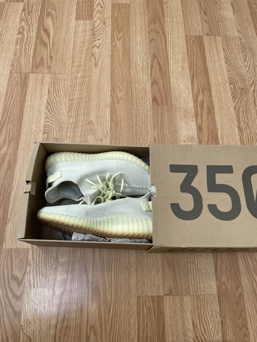 Adidas × Yeezy Yeezy Boost 350 V2 Butter Size US 10 / EU 43 - 3 Thumbnail