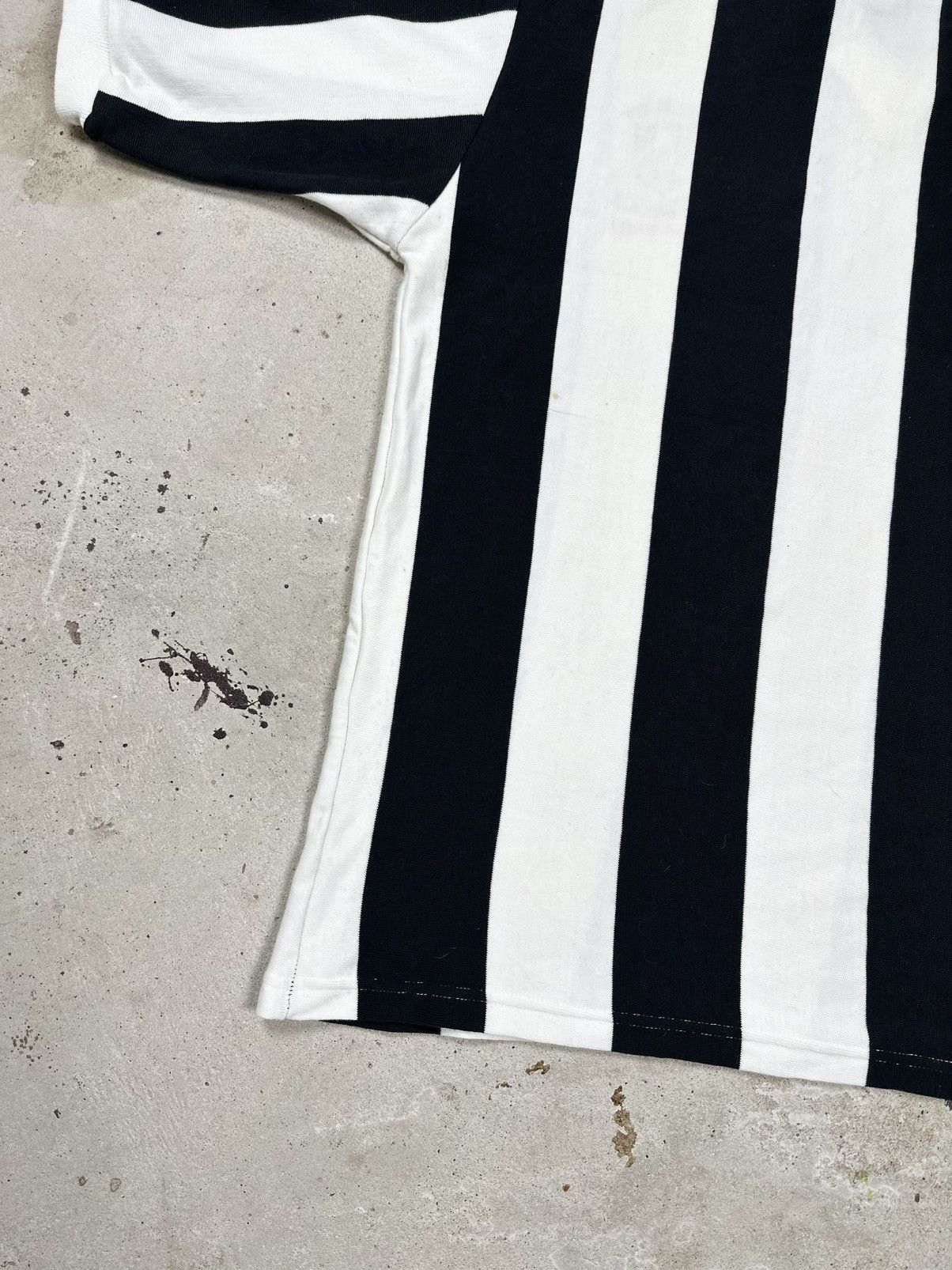 Vintage Vintage 90s St Mirren 1959 Cup Winners Jersey Tee Size US L / EU 52-54 / 3 - 11 Thumbnail