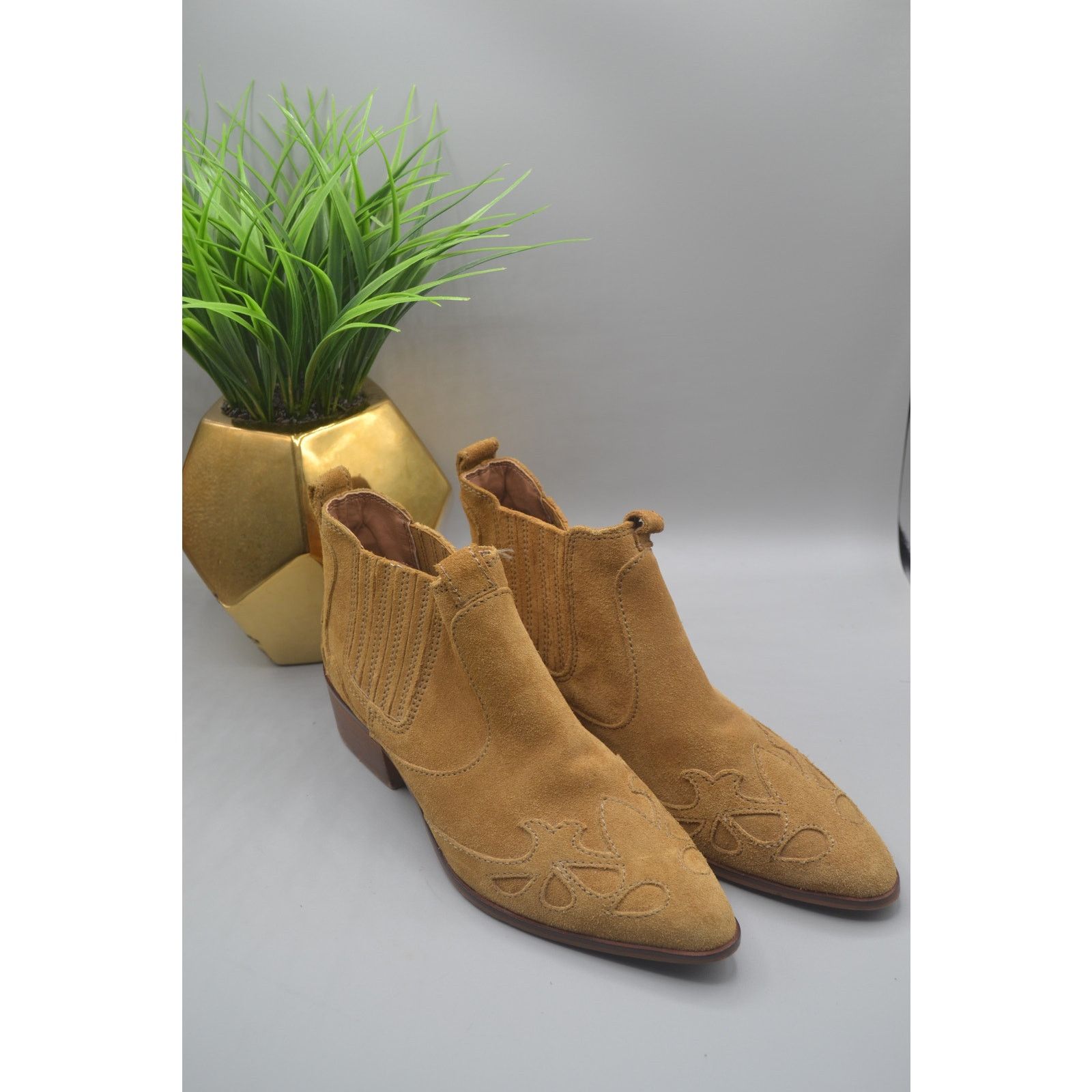 Zara Zara Wester Ankle Boots Size US 6.5 / IT 36.5 - 1 Thumbnail