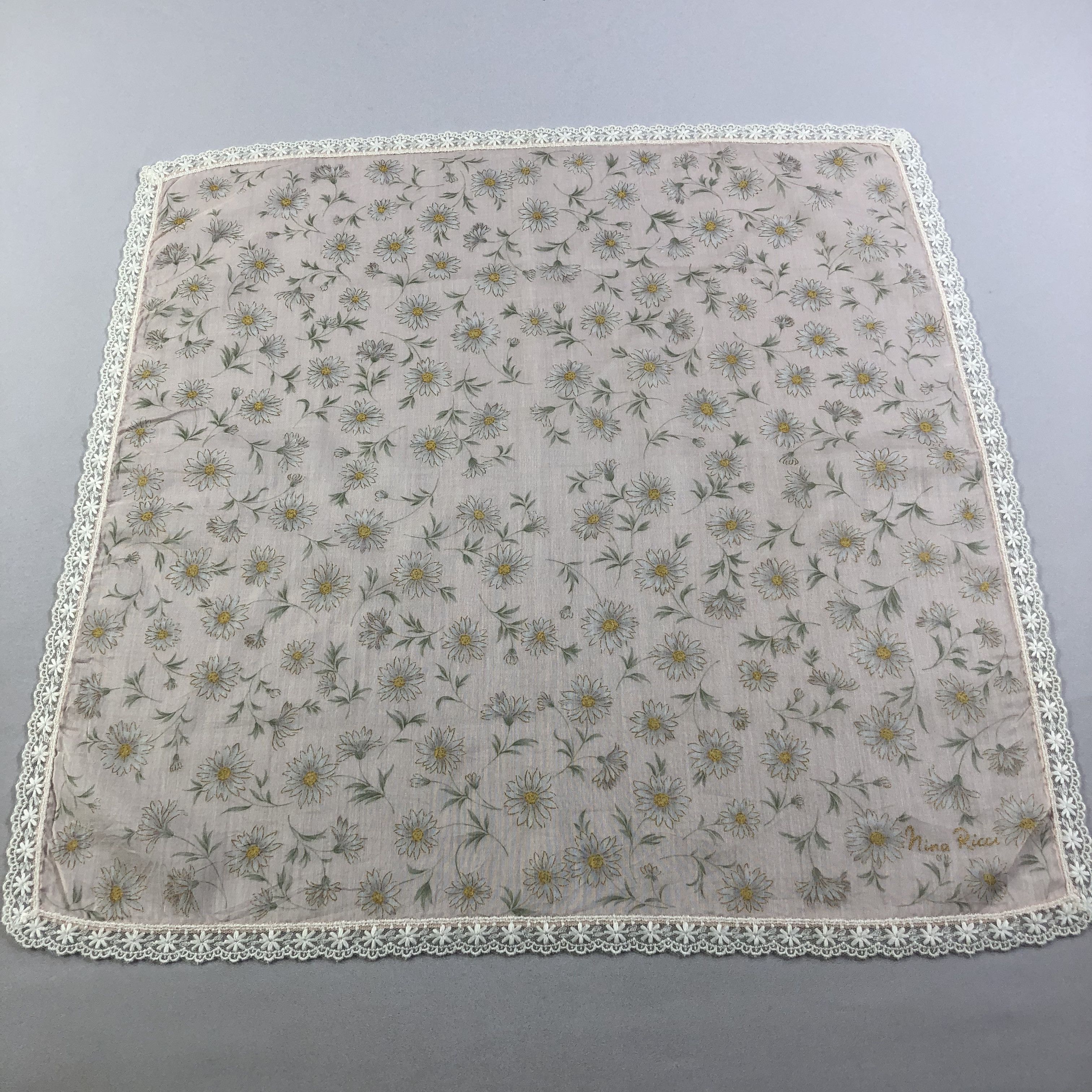 Nina Ricci Nina Ricci Laces Handkerchief Neckerchief Bandana H1597 Size ONE SIZE - 2 Thumbnail