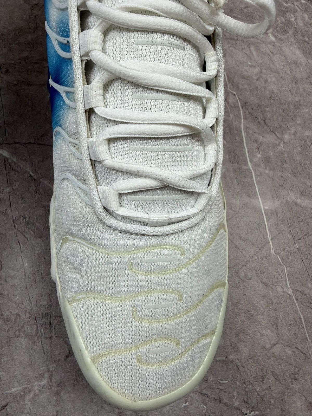 Nike Nike Air Max Plus TN "White Blue Gradient" / Yellow Swoosh Size US 11 / EU 44 - 7 Thumbnail