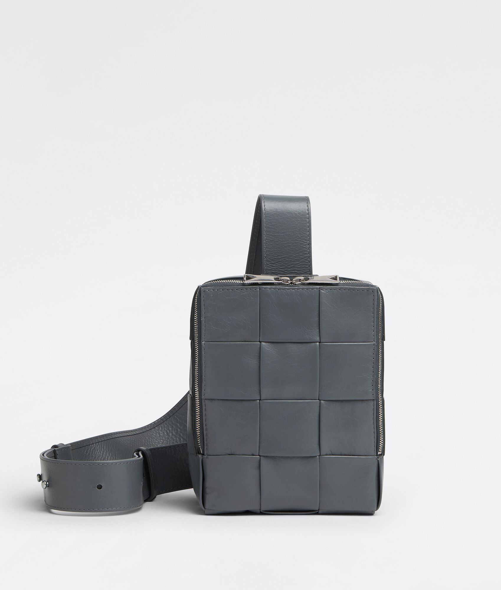 Bottega Veneta o1n1vont0225 Size: OS / Cassette Bag in Slate Grey Size ONE SIZE - 1 Thumbnail