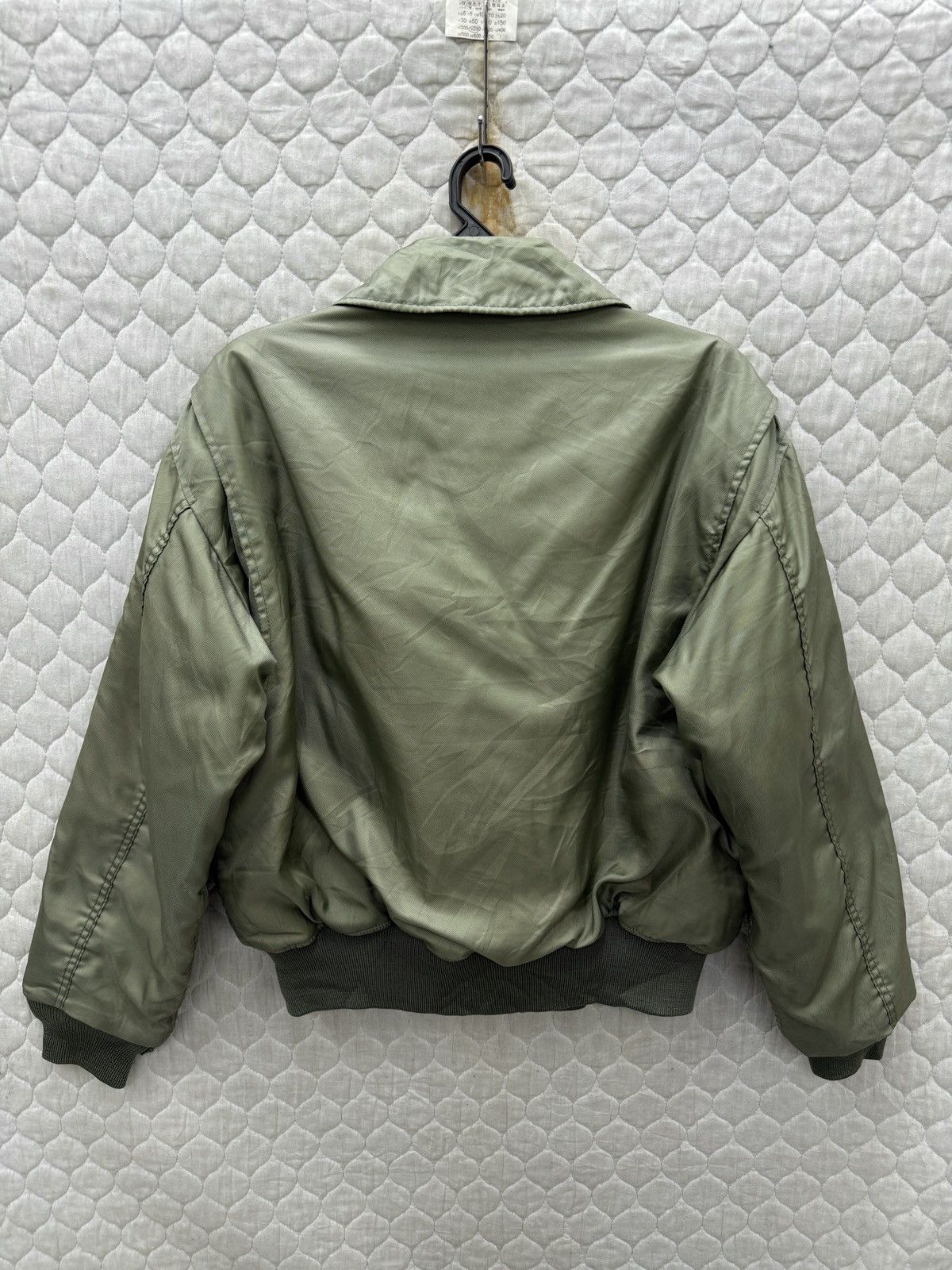 Vintage 🔥🔥🔥VINTAGE US ARMY CWU 45 BOMBER JACKET Size US M / EU 48-50 / 2 - 4 Thumbnail