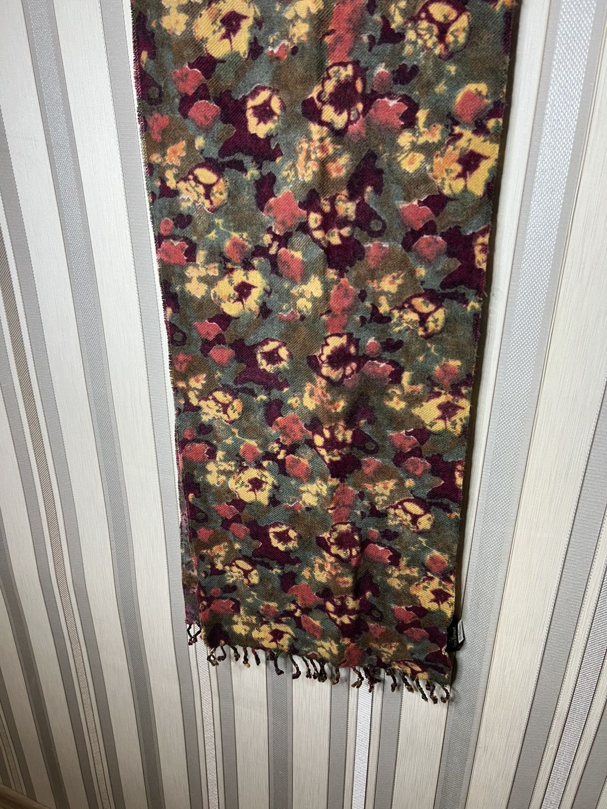 Vintage Vintage Glen Prince Scarf Flowers Very Rare Size ONE SIZE - 3 Thumbnail