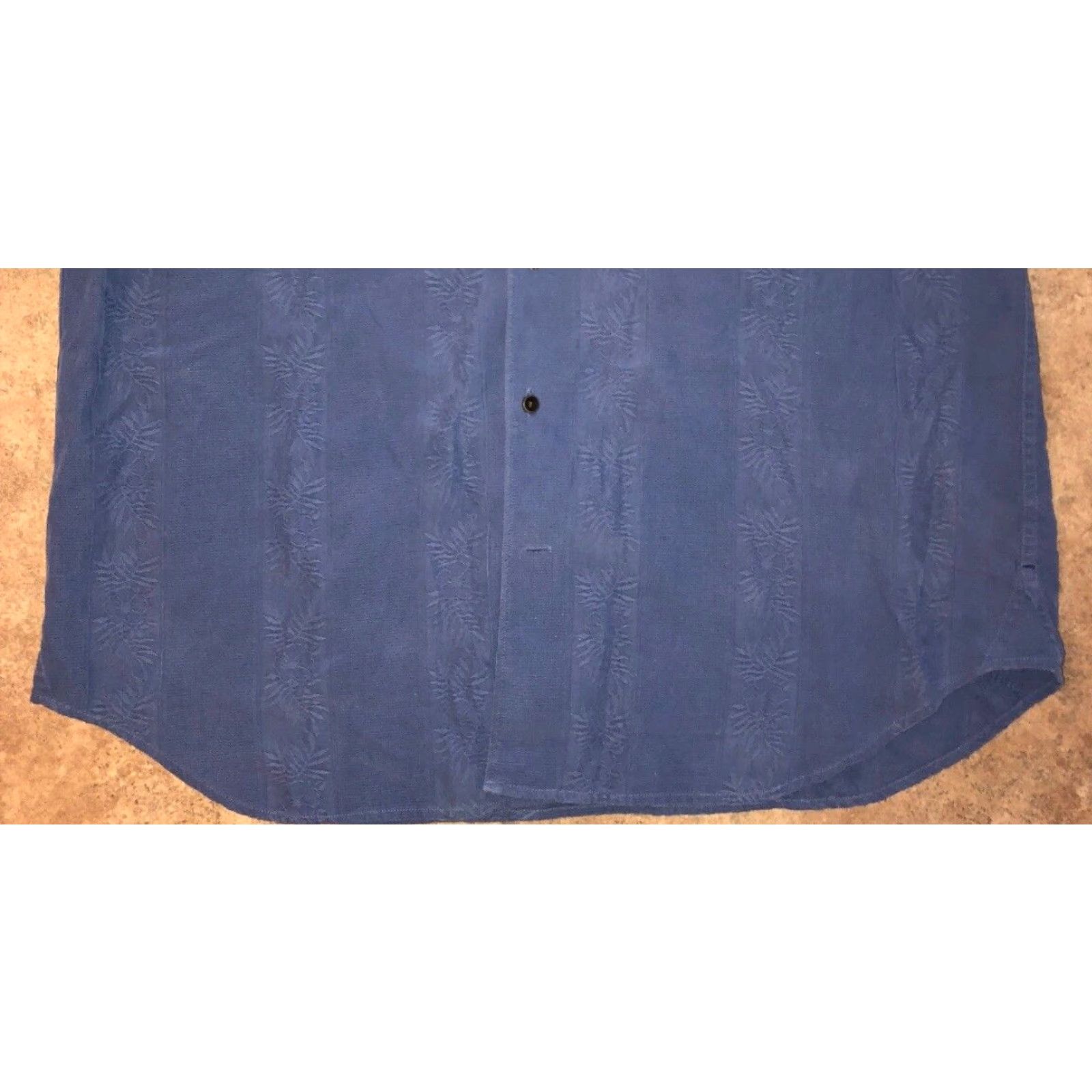Tommy Bahama Tommy Bahama Mens Hawaiian Shirt Large Blue Silk Aloha Short Sleeve 90s Vintage Size US L / EU 52-54 / 3 - 3 Thumbnail