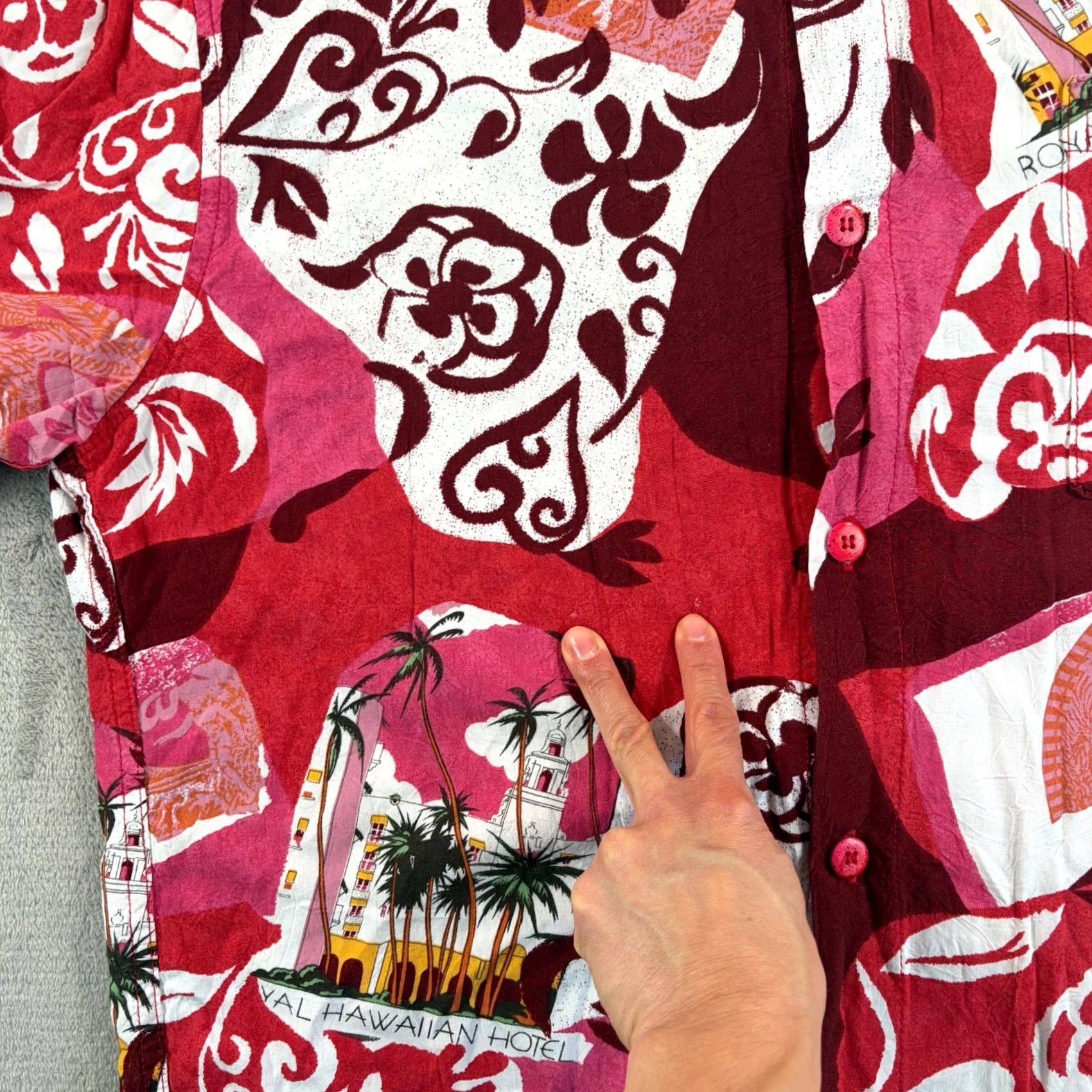 Jams World VINTAGE JAMS WORLD Royal Hawaiian Hotel AOP Men Medium Aloha Red Rayon Floral Button-Up Shirt Mens Red Floral Pattern Hawaii Size US M / EU 48-50 / 2 - 4 Thumbnail