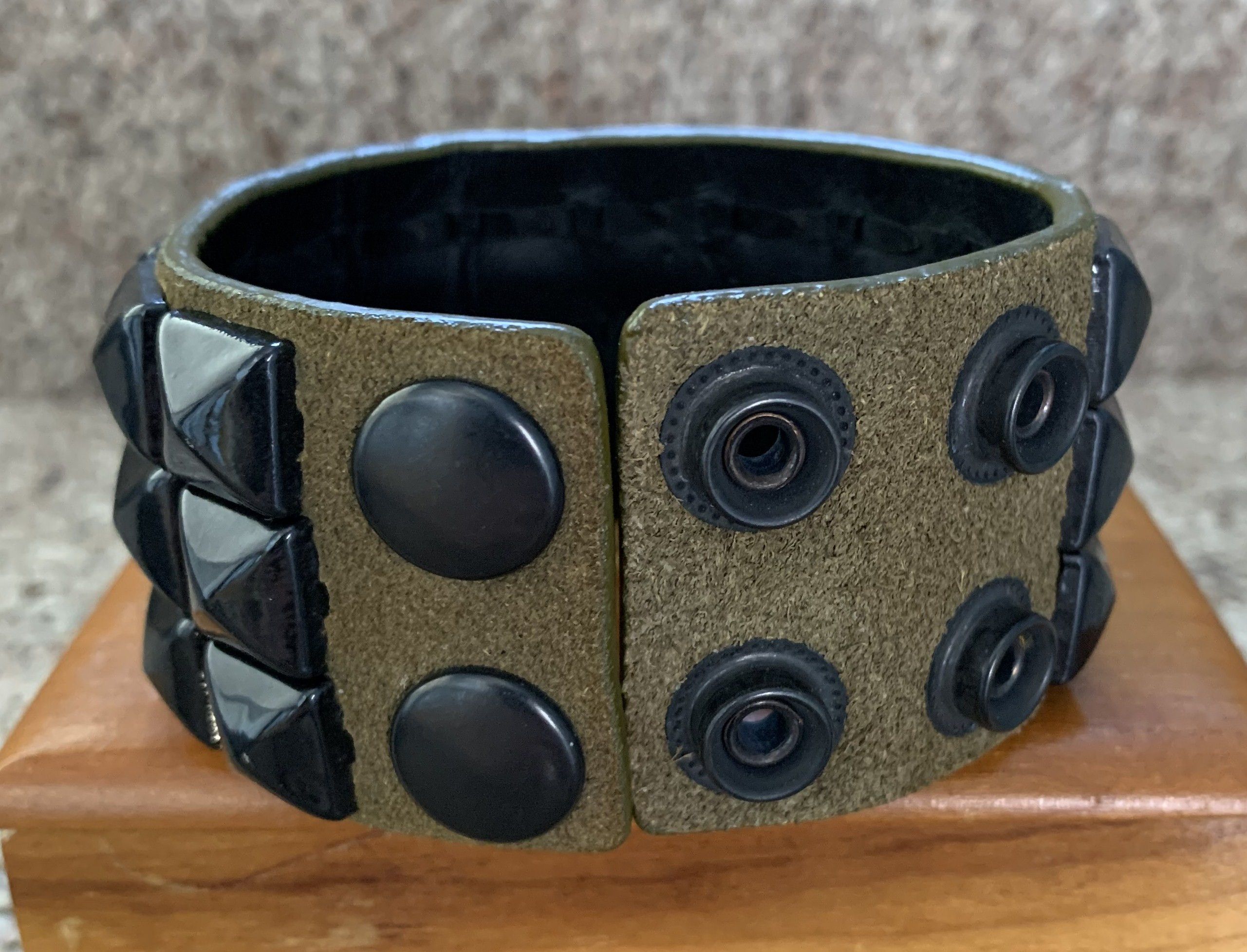 Number (N)ine FW04 Number (N)ine Studded Leather Bracelet Size ONE SIZE - 6 Thumbnail
