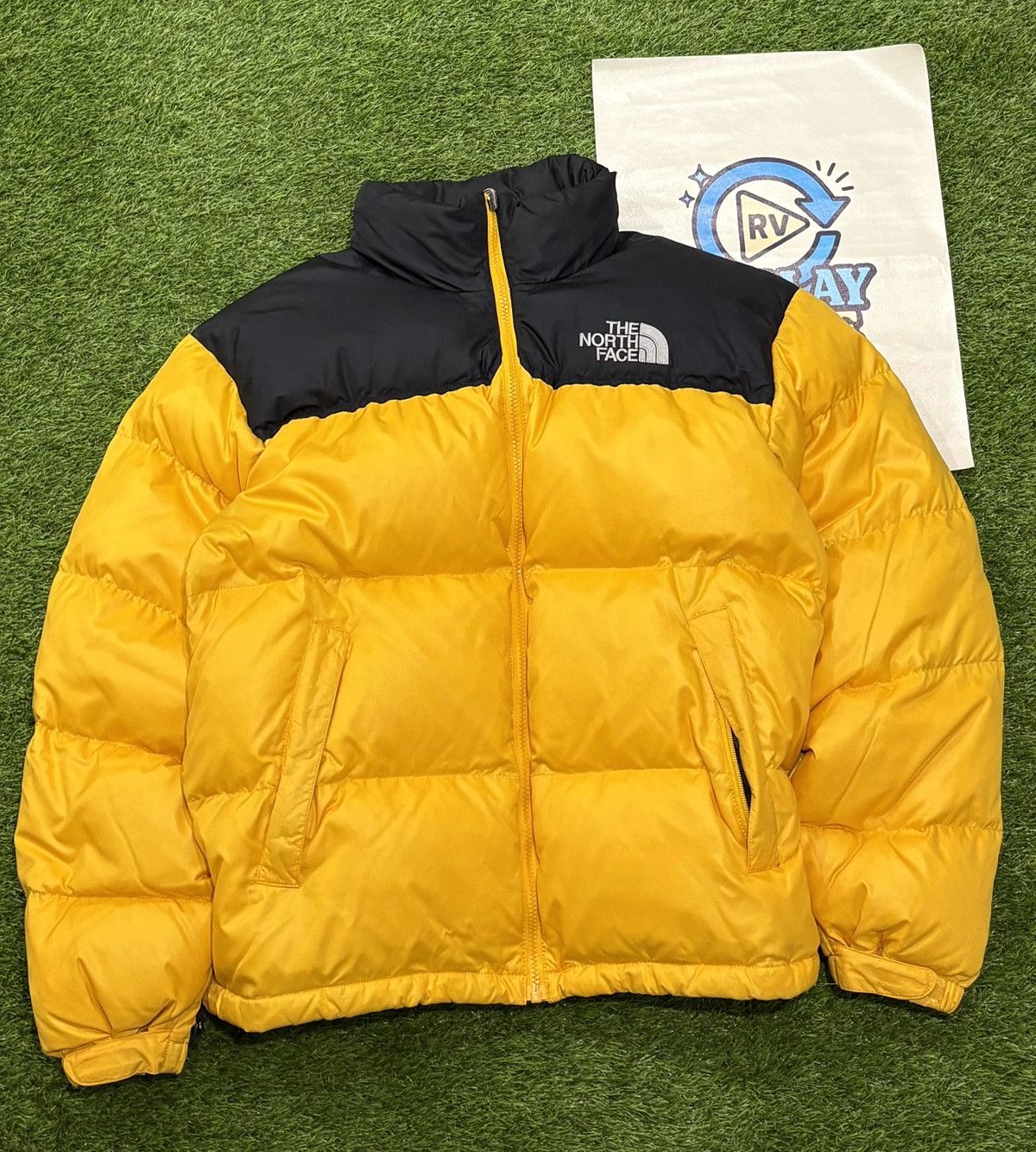 The North Face VINTAGE NORTH FACE 700 NUPTSE PUFFER JACKET Size US M / EU 48-50 / 2 - 1 Thumbnail