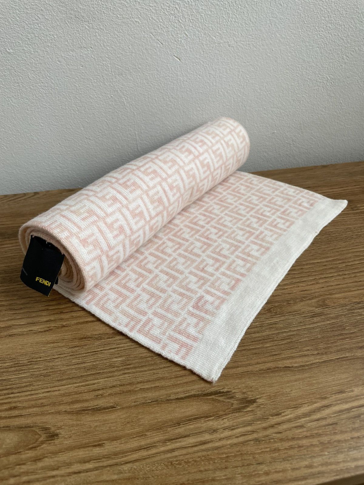 Fendi Fendi Monogram FF Double Sided Wool Pink Unisex Scarf Size ONE SIZE - 13 Thumbnail