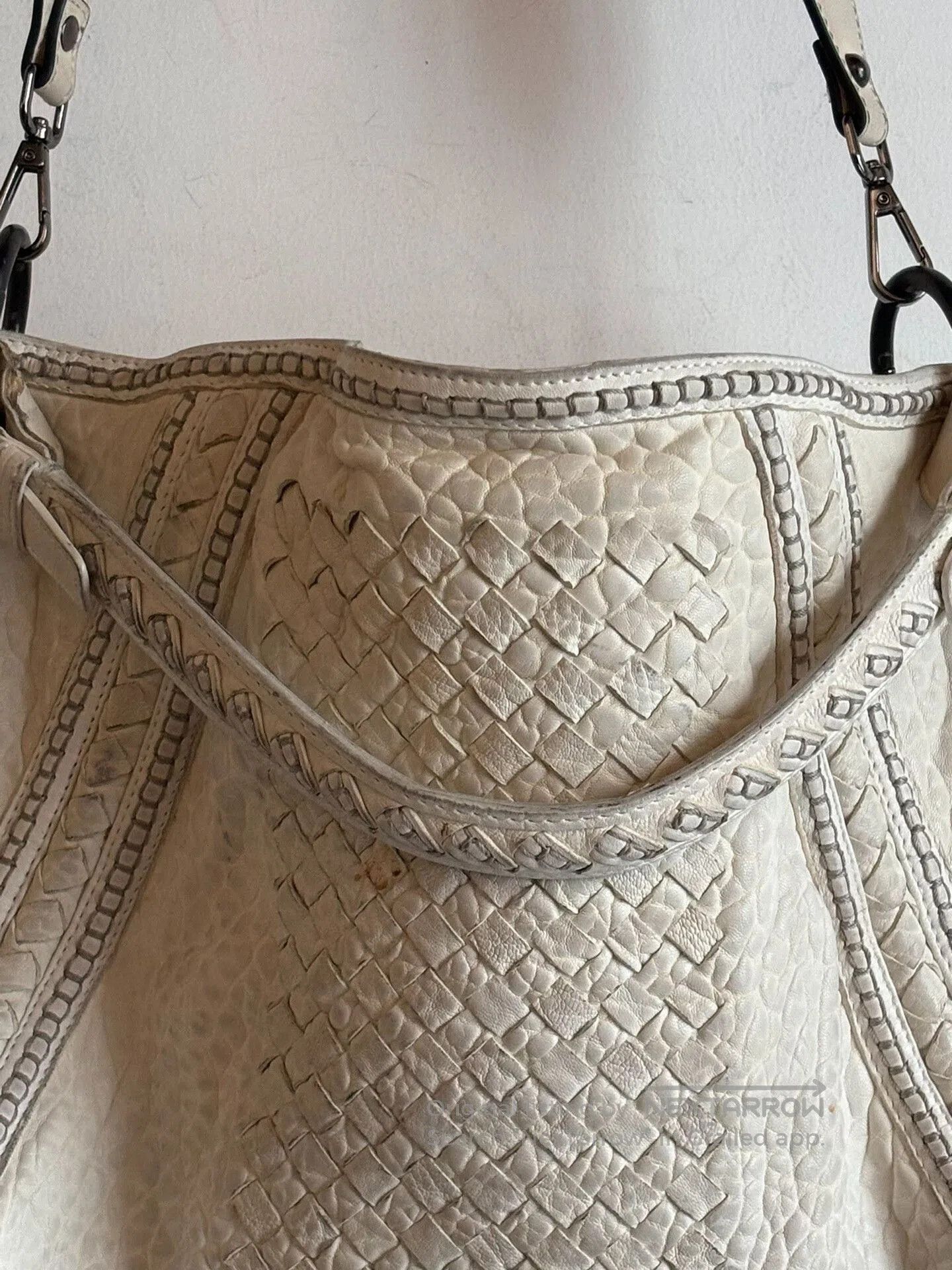 Bottega Veneta Bottega Veneta Woven Leather Shoulder Bag. Size ONE SIZE - 5 Thumbnail