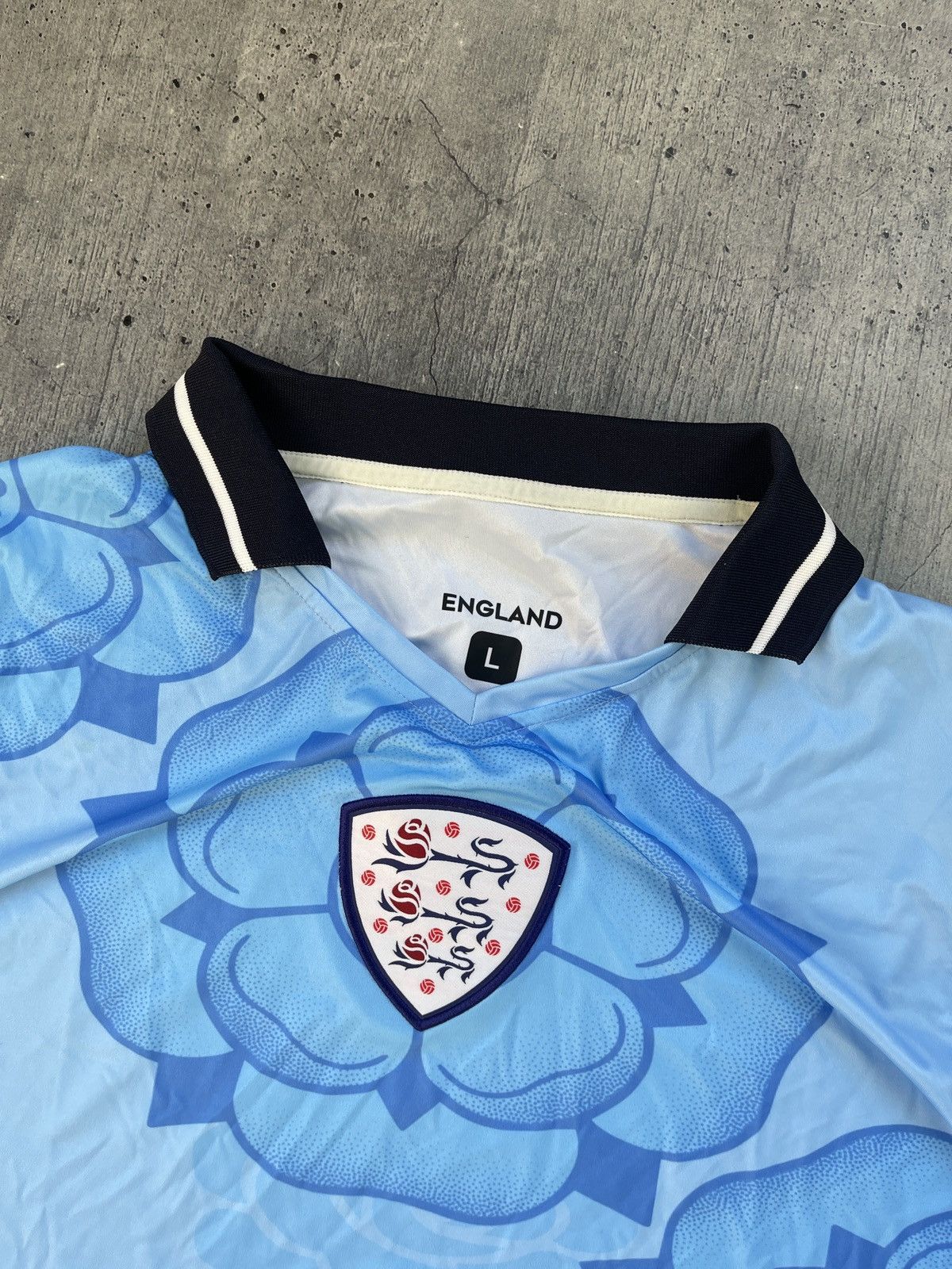 Vintage soft blue jersey England Size US L / EU 52-54 / 3 - 3 Thumbnail