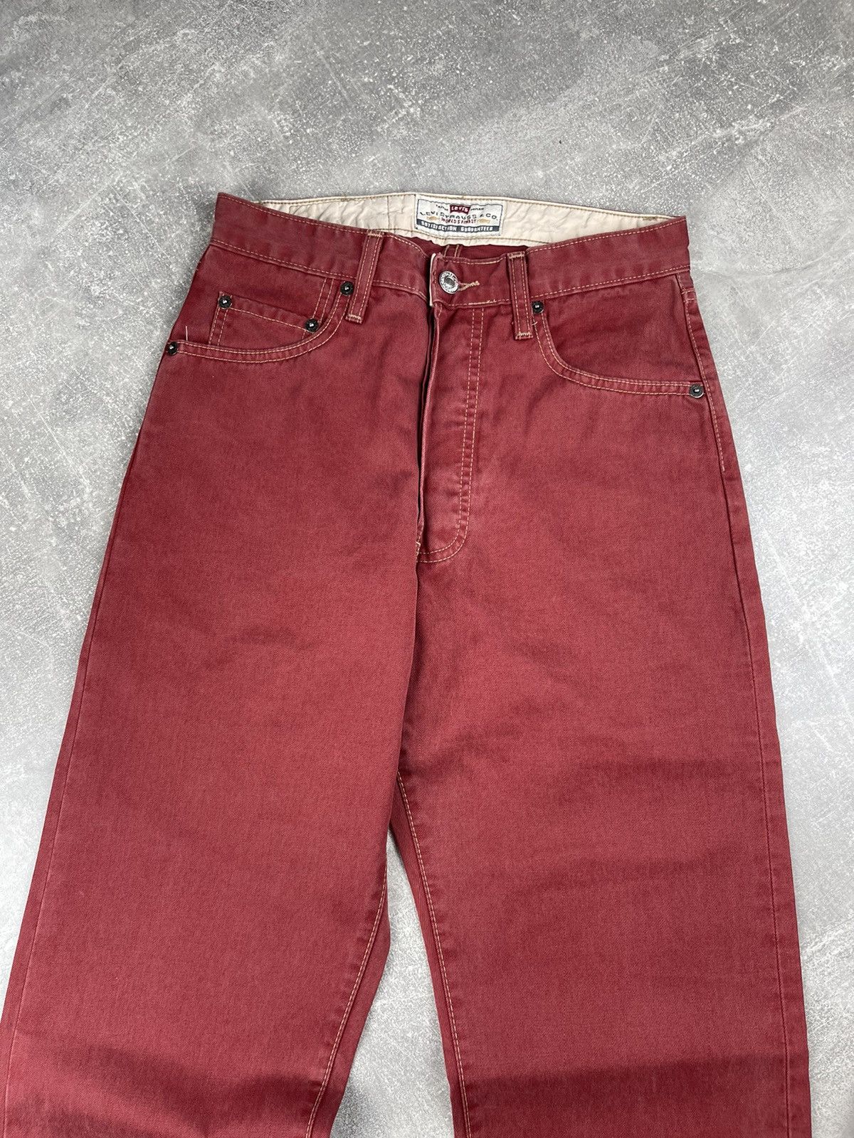Levi's × Vintage Levi’s 401 Rare Vintage 90s Red Denim Jeans Size US 28 / EU 44 - 7 Thumbnail