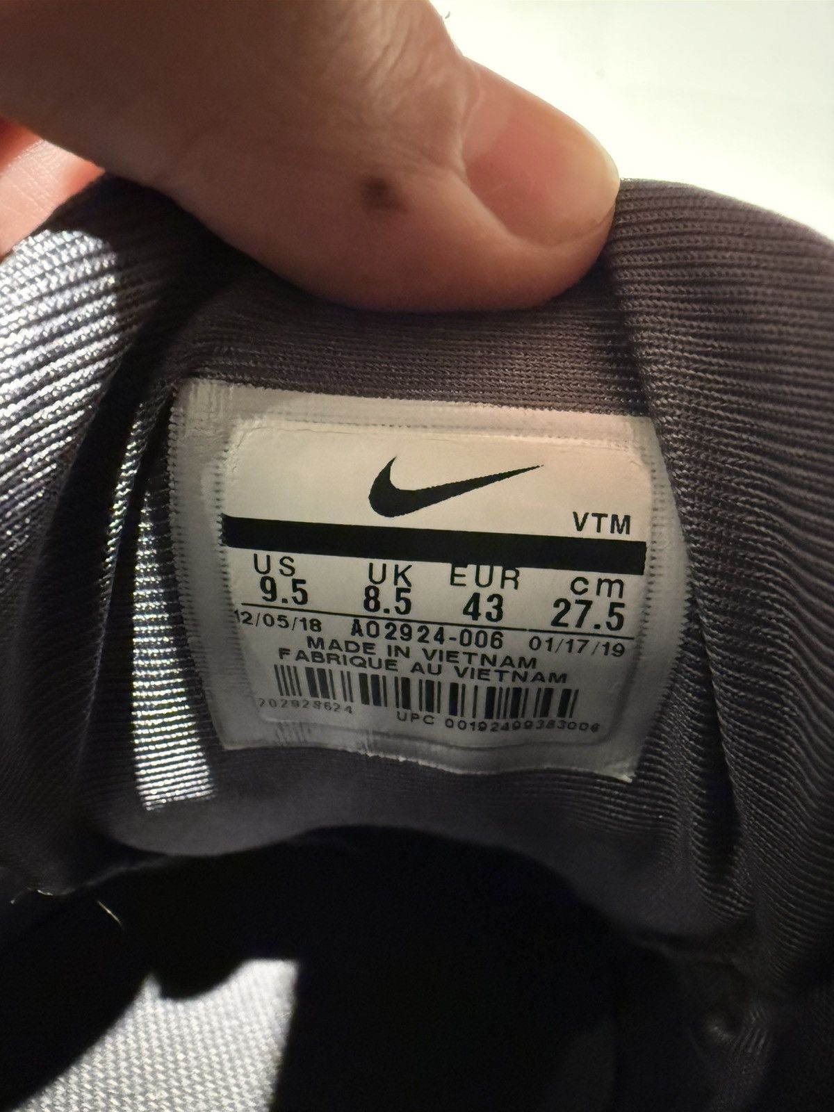 Nike Nike Airmax 720 Fuel Orange Size US 9.5 / EU 42-43 - 6 Thumbnail