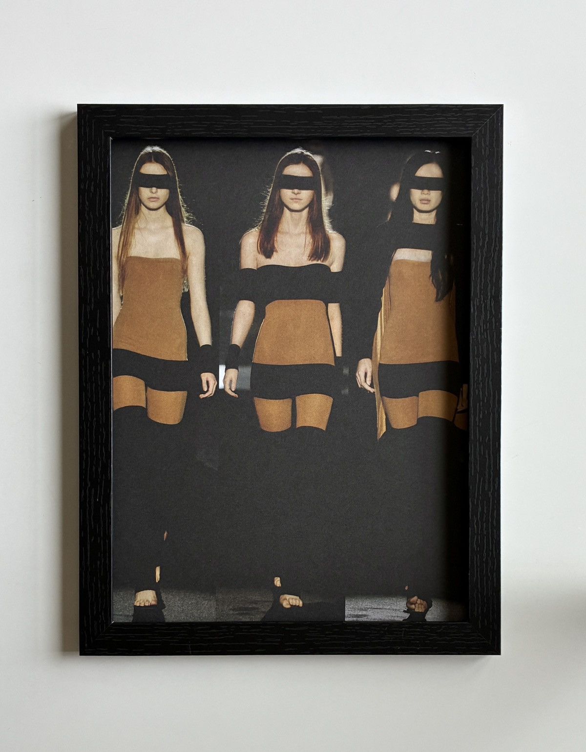 Maison Margiela Maison Margiela Archive Fashion photo framed 9x12 Size ONE SIZE - 1 Thumbnail
