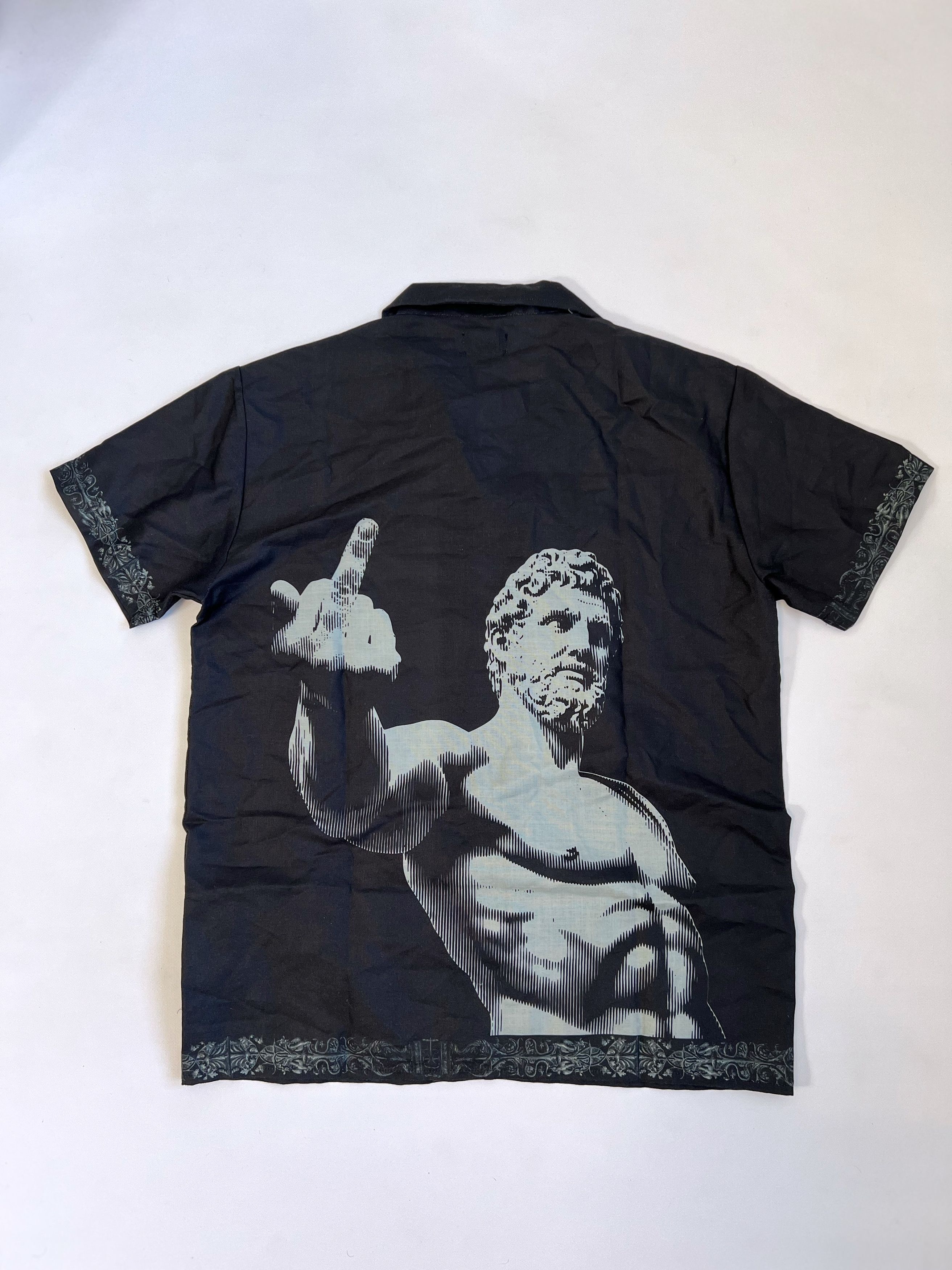 Other Crazy Shirts philosopher Size US M / EU 48-50 / 2 - 4 Thumbnail