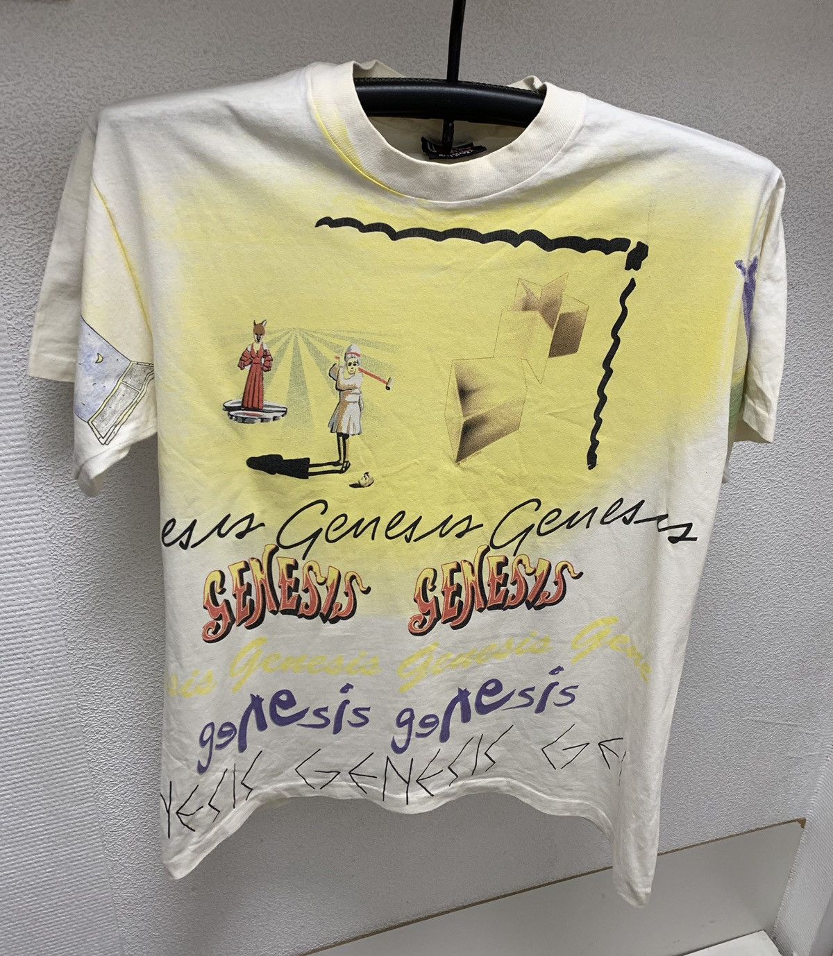 Band Tees Genesis 1992 fullprint single t-shirt M sz made in Usa tour Size US M / EU 48-50 / 2 - 1 Thumbnail