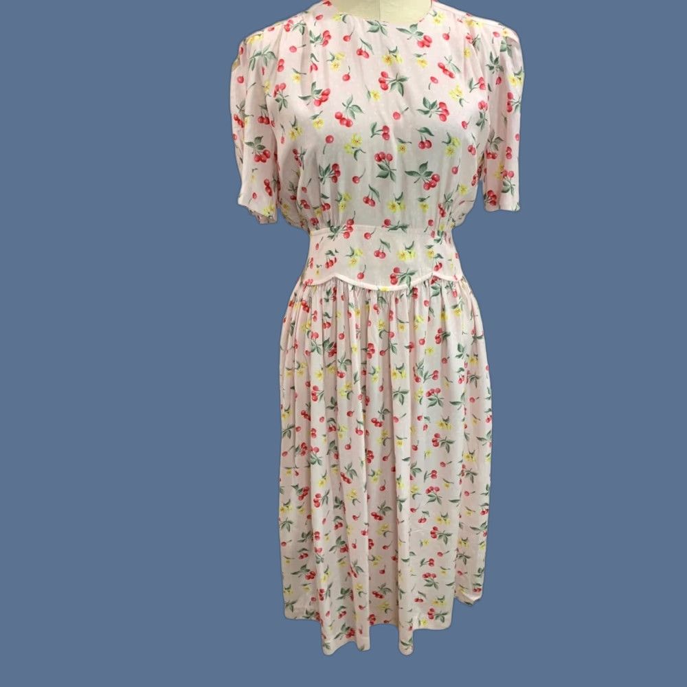 Pinko VINTAGE Karen Stevens Midi Dress 10P Petite Women Pink Cherry Print 1990s Size L / US 10 / IT 46 - 1 Thumbnail