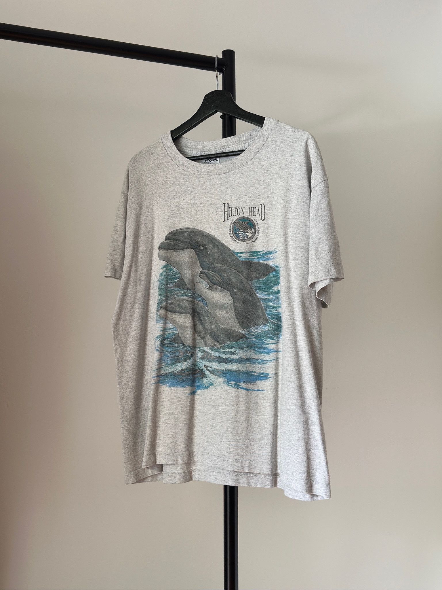 Vintage Vintage 1992 Dolphins 'Hilton Head' T-Shirt Size US XL / EU 56 / 4 - 1 Thumbnail