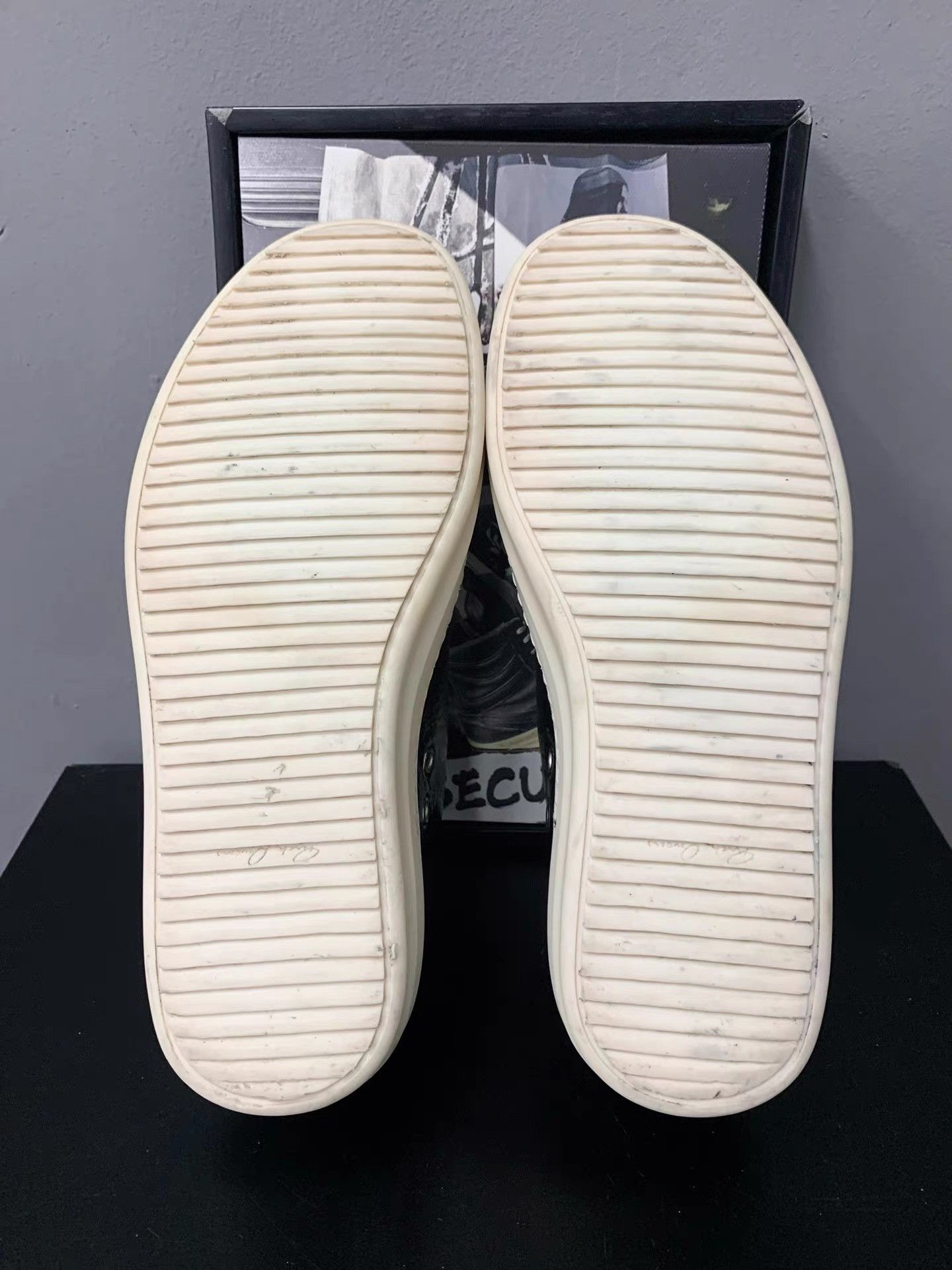 Rick Owens Rick Owens Mainline Shiny Calfskin Low Top Shoes K34 Size US 6 / EU 39 - 8 Thumbnail