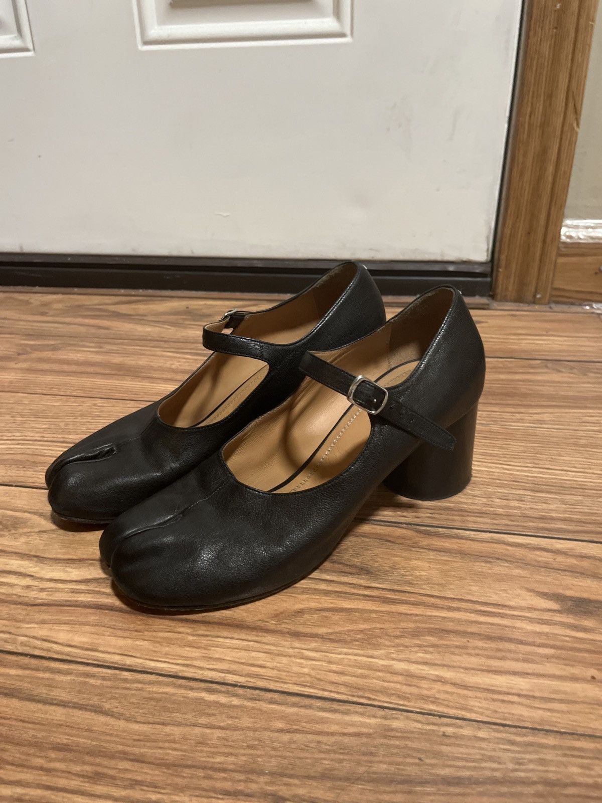 Maison Margiela Black Tabi mary jane heels Size US 10 / IT 40 - 2 Thumbnail