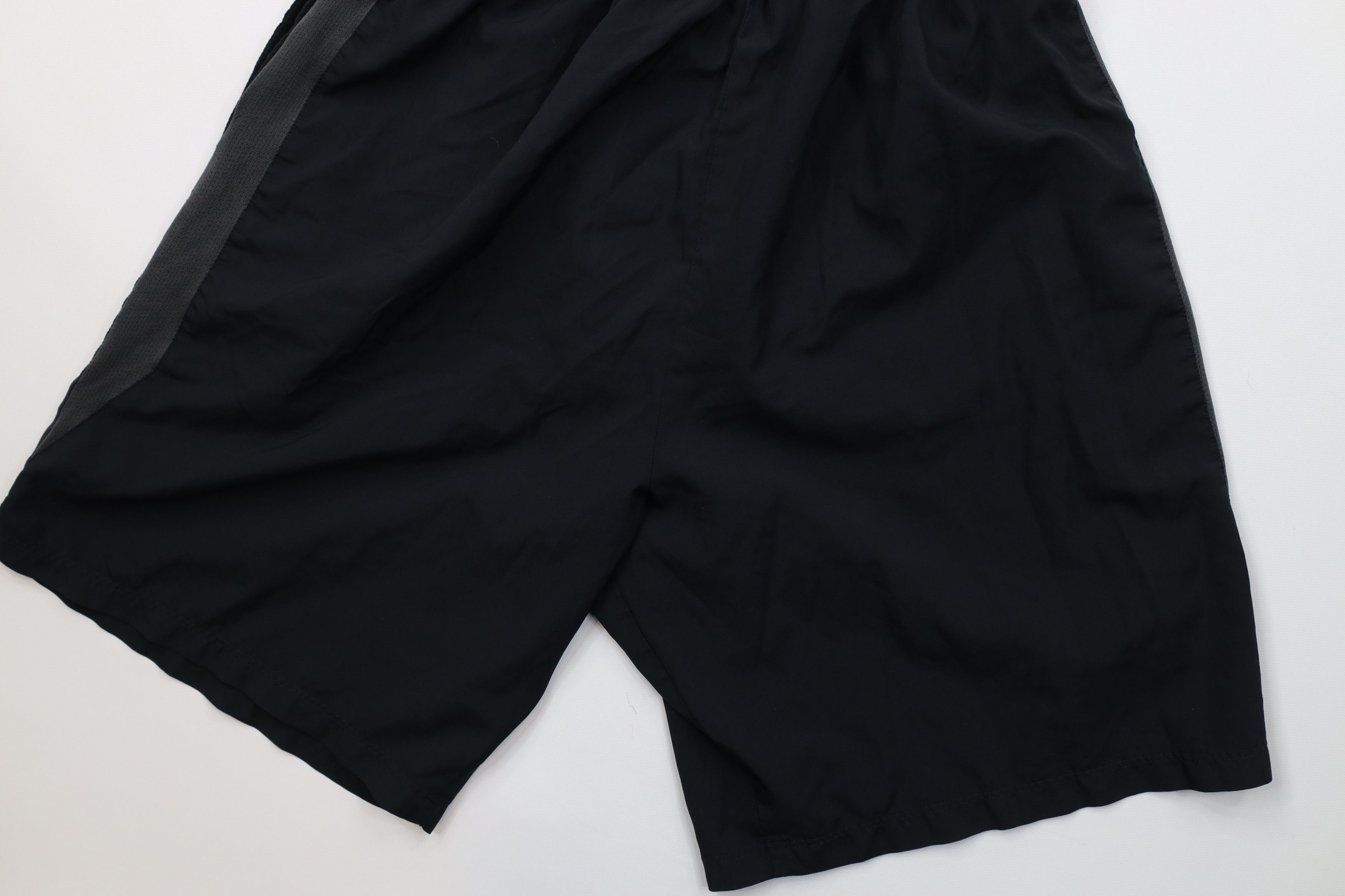 Nike Vintage Y2K Nike Scott Mini Swoosh Lined Above Knee Shorts Size US 32 / EU 48 - 11 Thumbnail