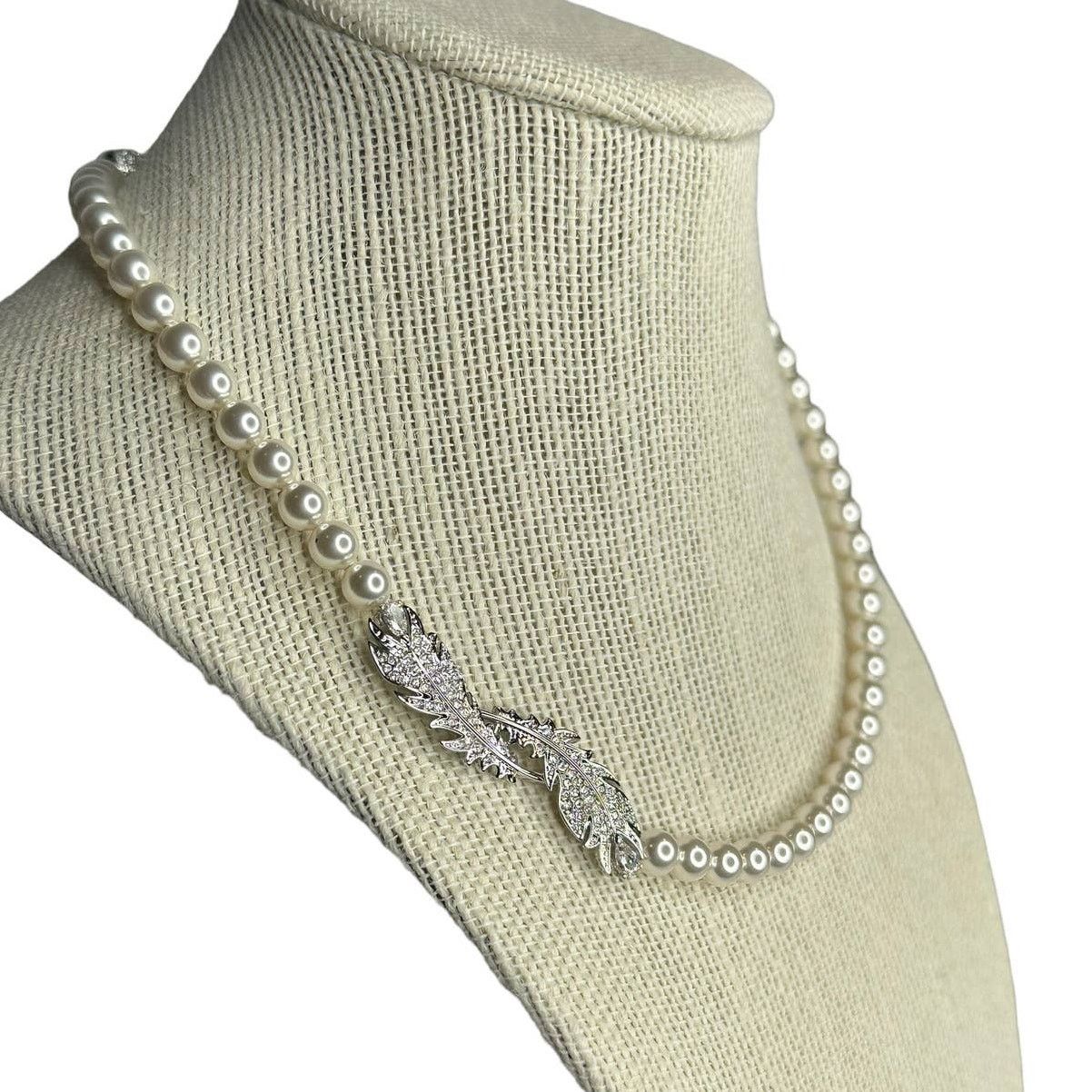 Swarovski Swarovski Feather Necklace Pearl White Rhodium Plating Size ONE SIZE - 6 Thumbnail