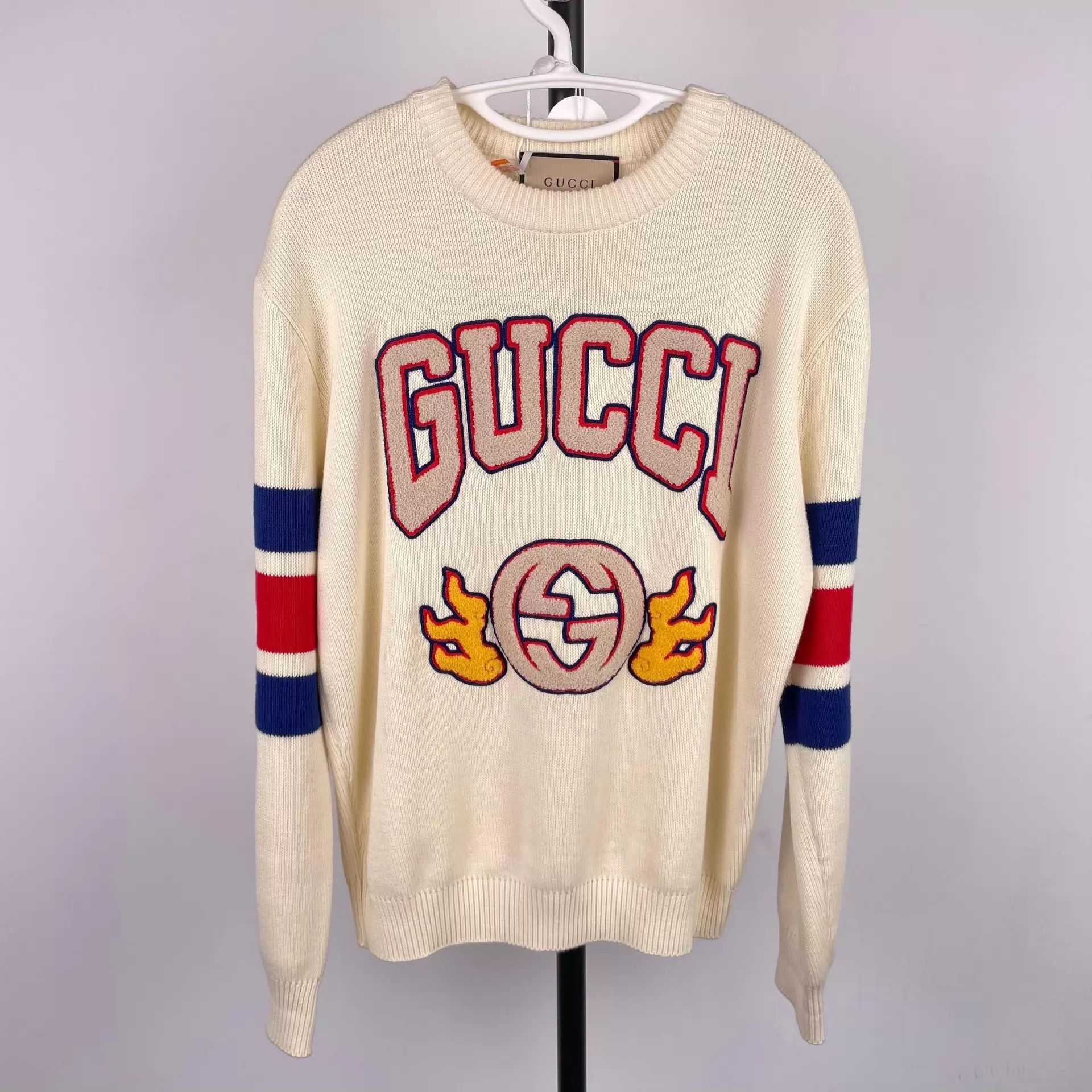 Gucci Gucci big logo knit sweatshirt S off-white Size US S / EU 44-46 / 1 - 1 Thumbnail