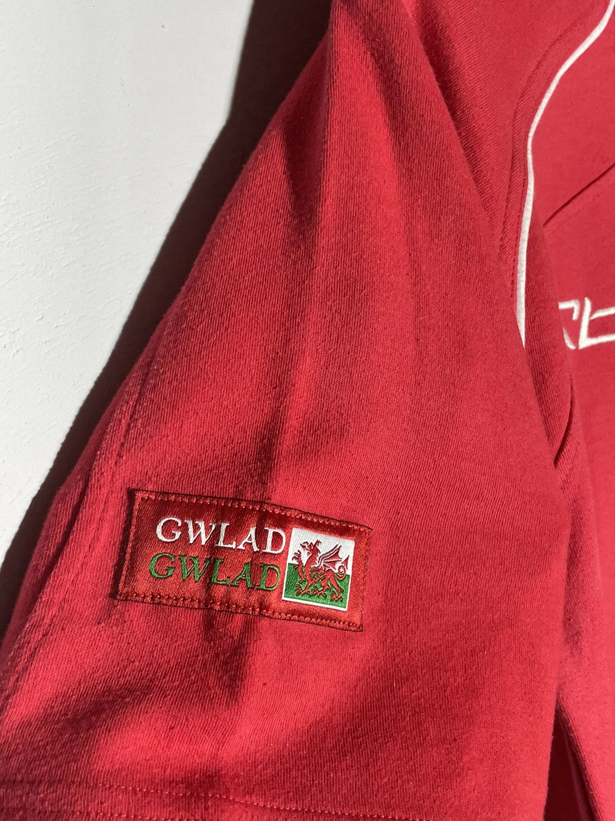 Reebok × Vintage Vintage Wales Rugby Jersey 2002/2004 Y2K Long Sleeve Reebok Size US S / EU 44-46 / 1 - 7 Thumbnail