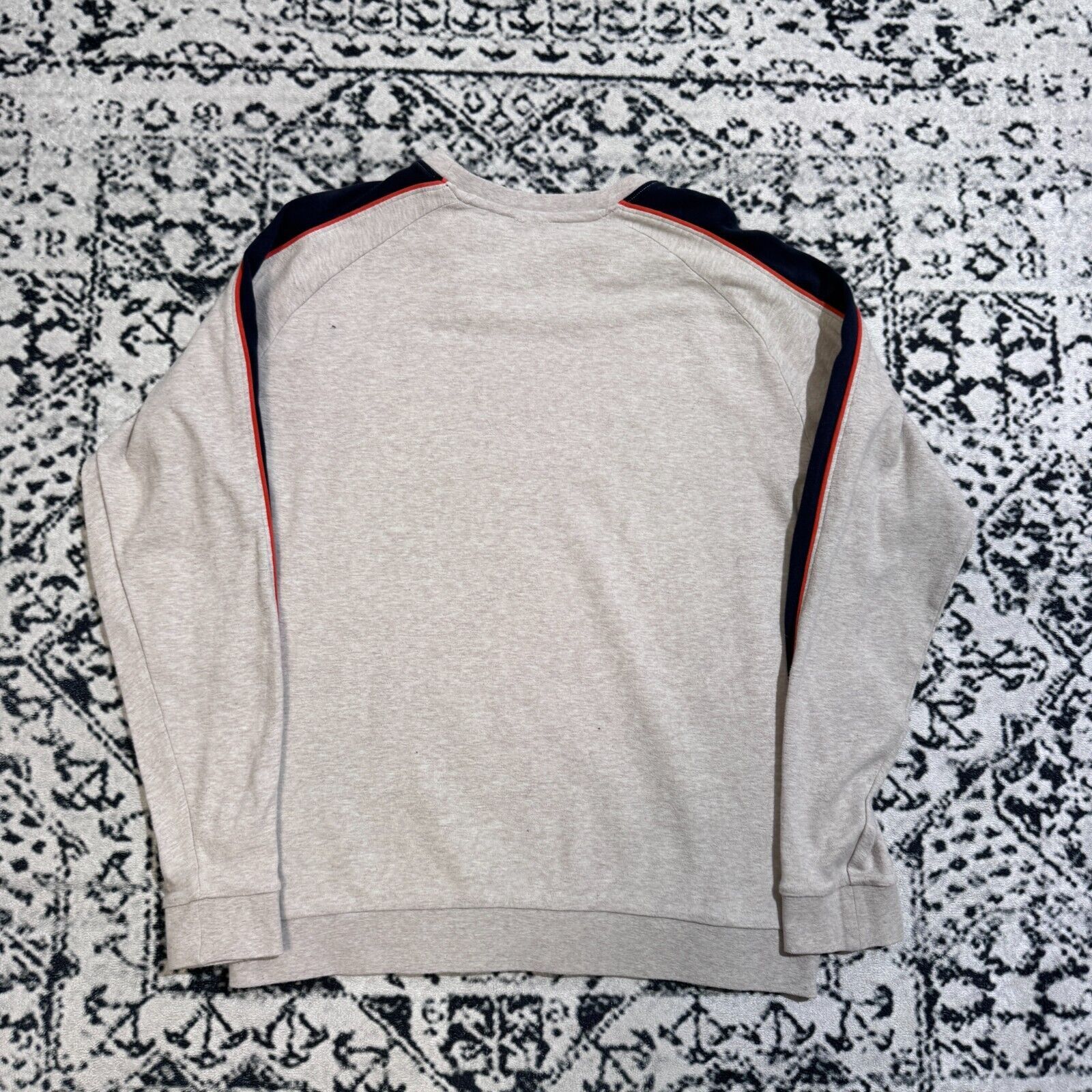 Hugo Boss × Vintage Vintage Hugo Boss Gray Cotton Crewneck Size S Y2K 90s Logo Size US S / EU 44-46 / 1 - 13 Thumbnail
