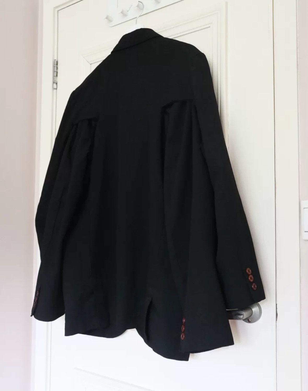 Comme des Garcons Black double-layer double sleeve suit 2412-Nextarrow Size US S / EU 44-46 / 1 - 5 Thumbnail