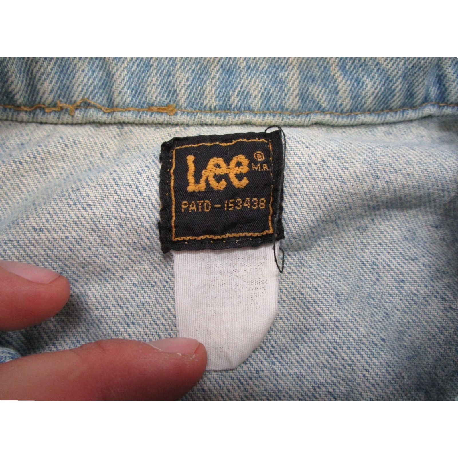 Lee VINTAGE Lee Denim Jean Jacket Mens 80s PATD 153438 USA MADE Trucker Size US 38 / EU 54 - 2 Thumbnail