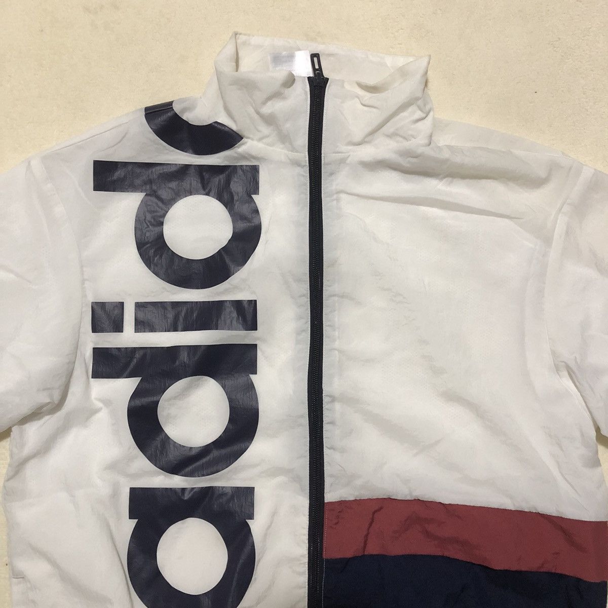 Adidas ADIDAS Big Spellout Windbreaker Size US S / EU 44-46 / 1 - 2 Thumbnail