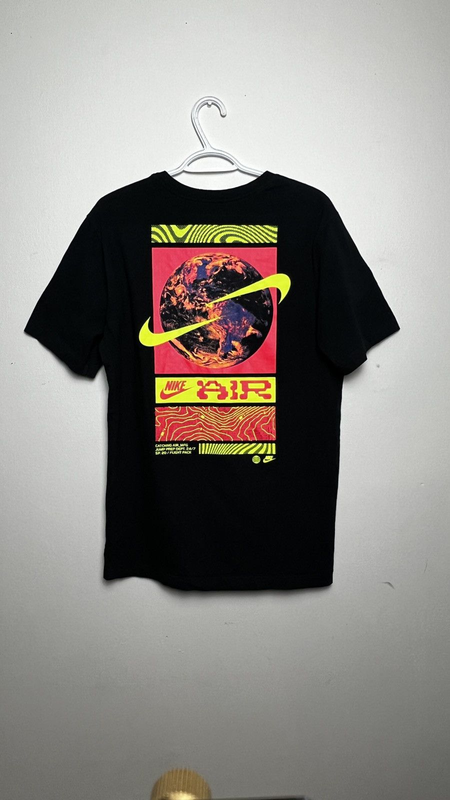 Nike Black/Neon Nike Tee Size US M / EU 48-50 / 2 - 2 Thumbnail