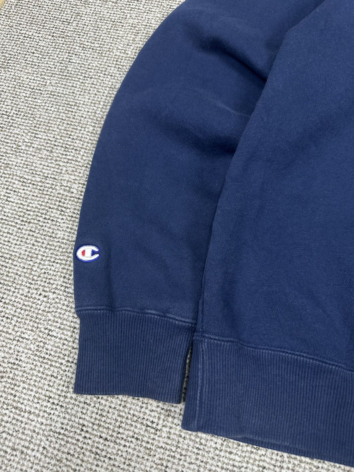 Champion Vintage Champion Big Carpet Logo Sunfaded Hoodie Z300 Size US L / EU 52-54 / 3 - 5 Thumbnail