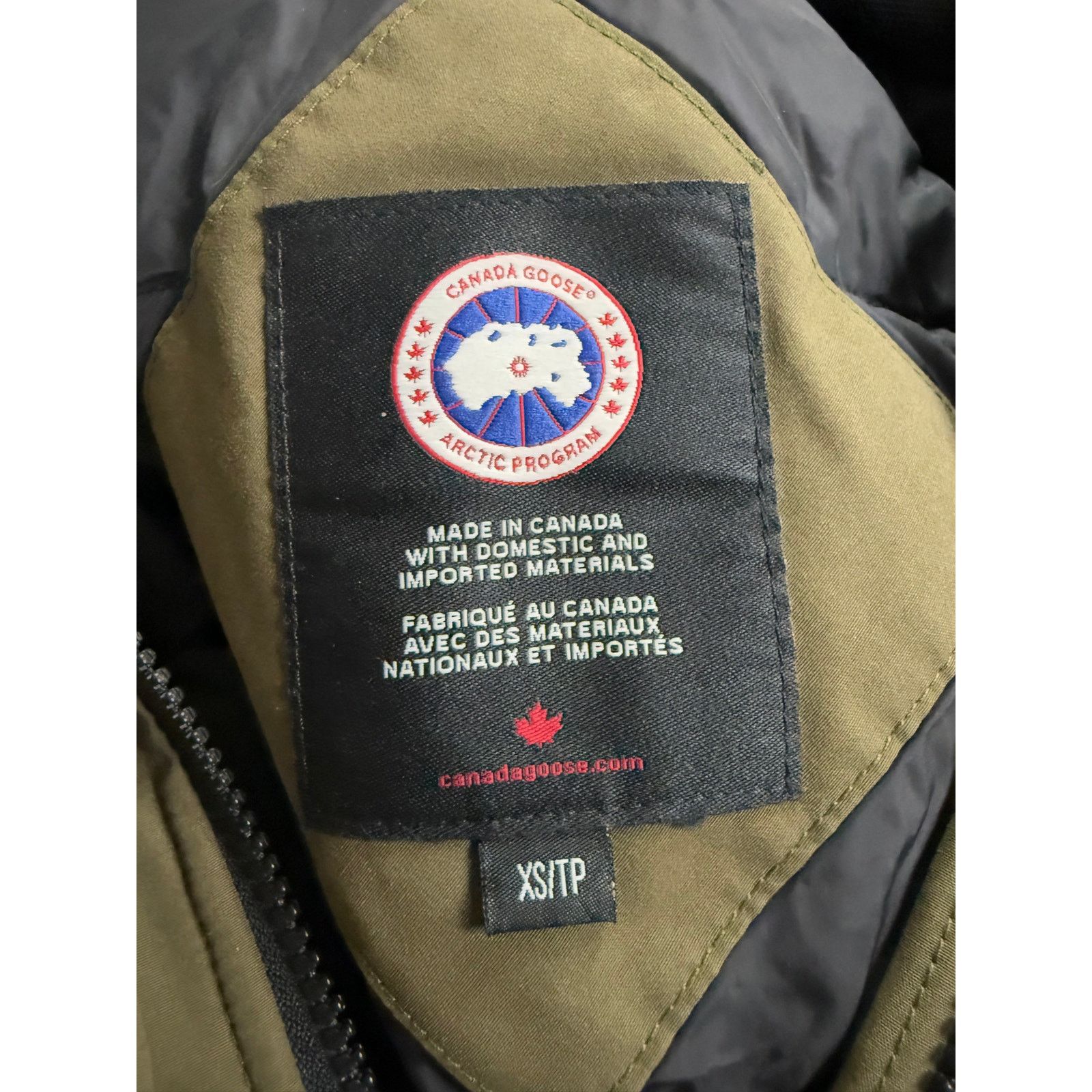 Canada Goose Canada Goose Women's Long Coat Olive XS Used Size XS / US 0-2 / IT 36-38 - 4 Thumbnail