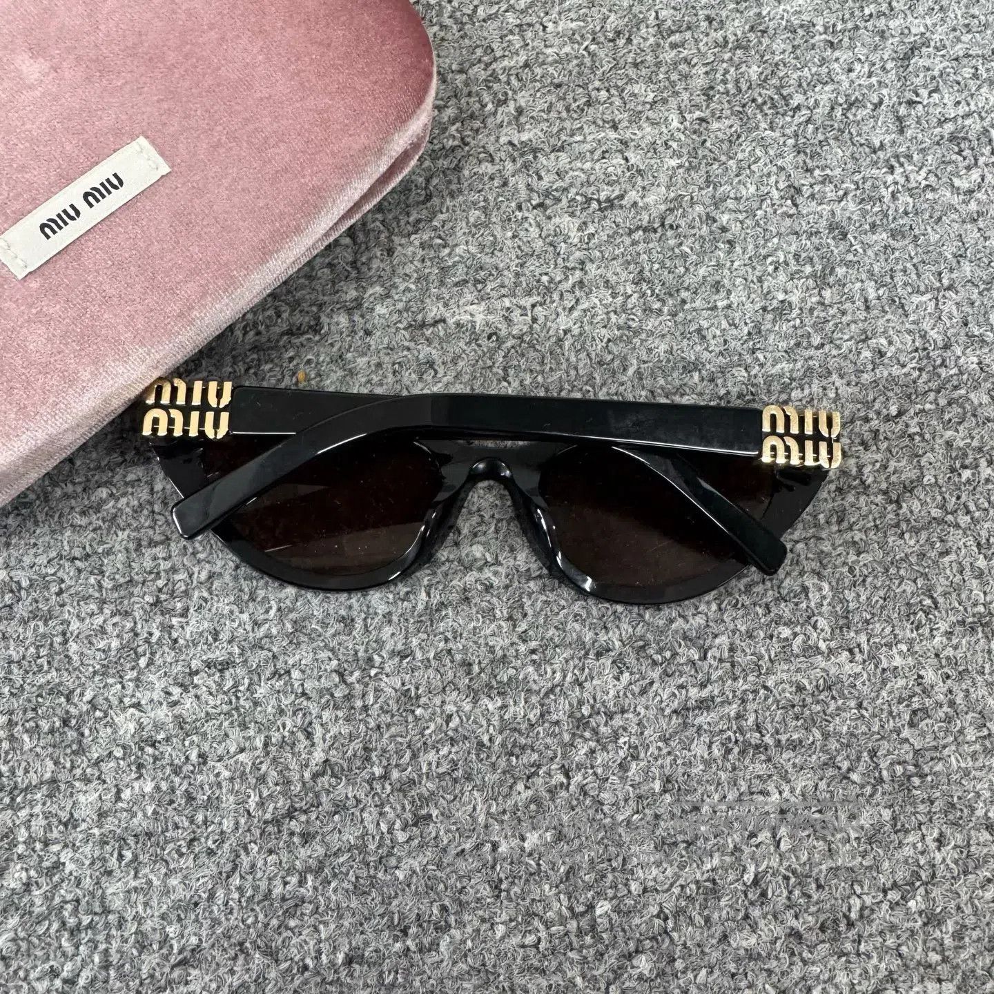 Miu Miu miu miu Alphabet Logo Cat-eye Sunglasses| Size ONE SIZE - 3 Thumbnail