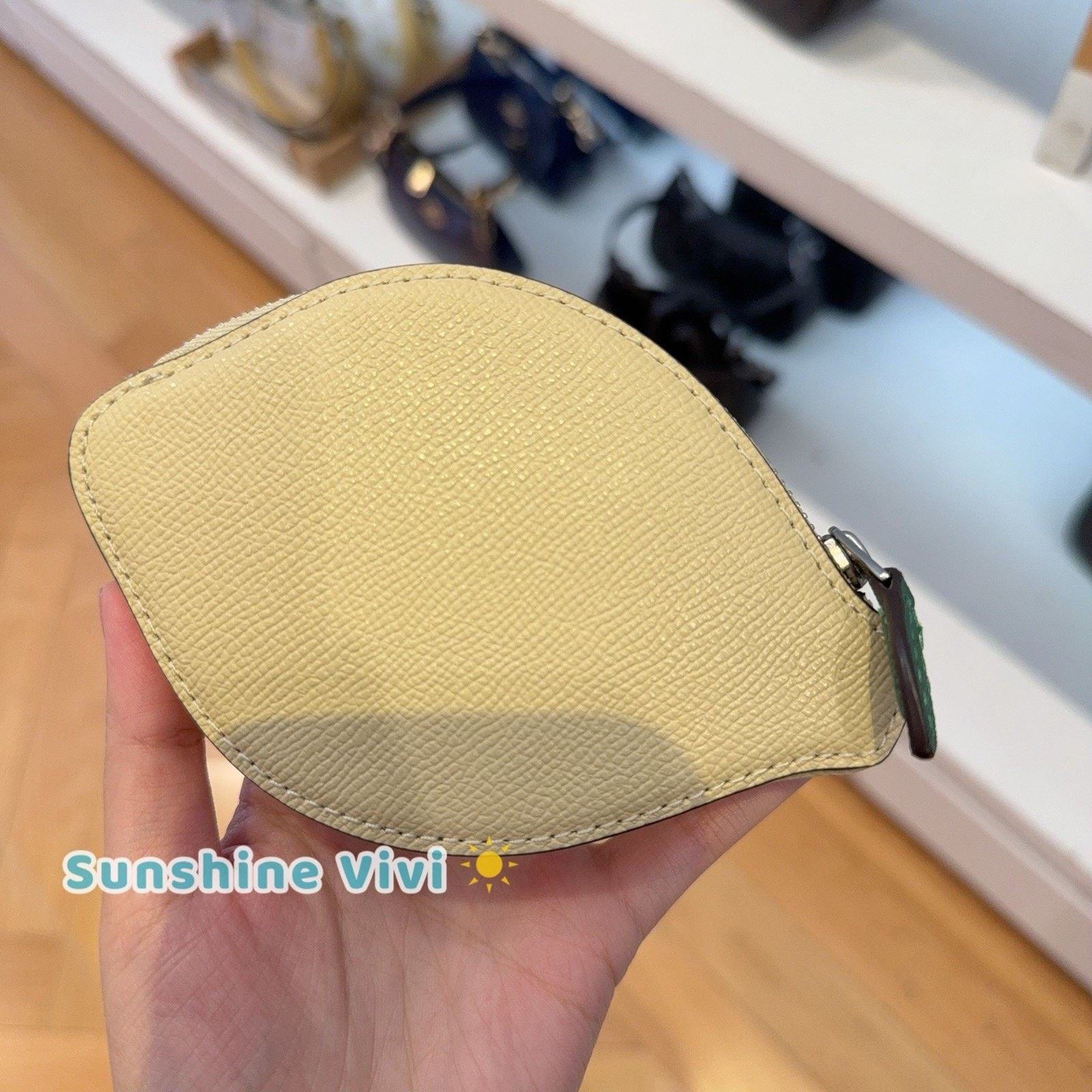 Coach NWT Coach Lemon Shaped Coin Purse CAN30 Silver/Moonlight Size ONE SIZE - 3 Thumbnail