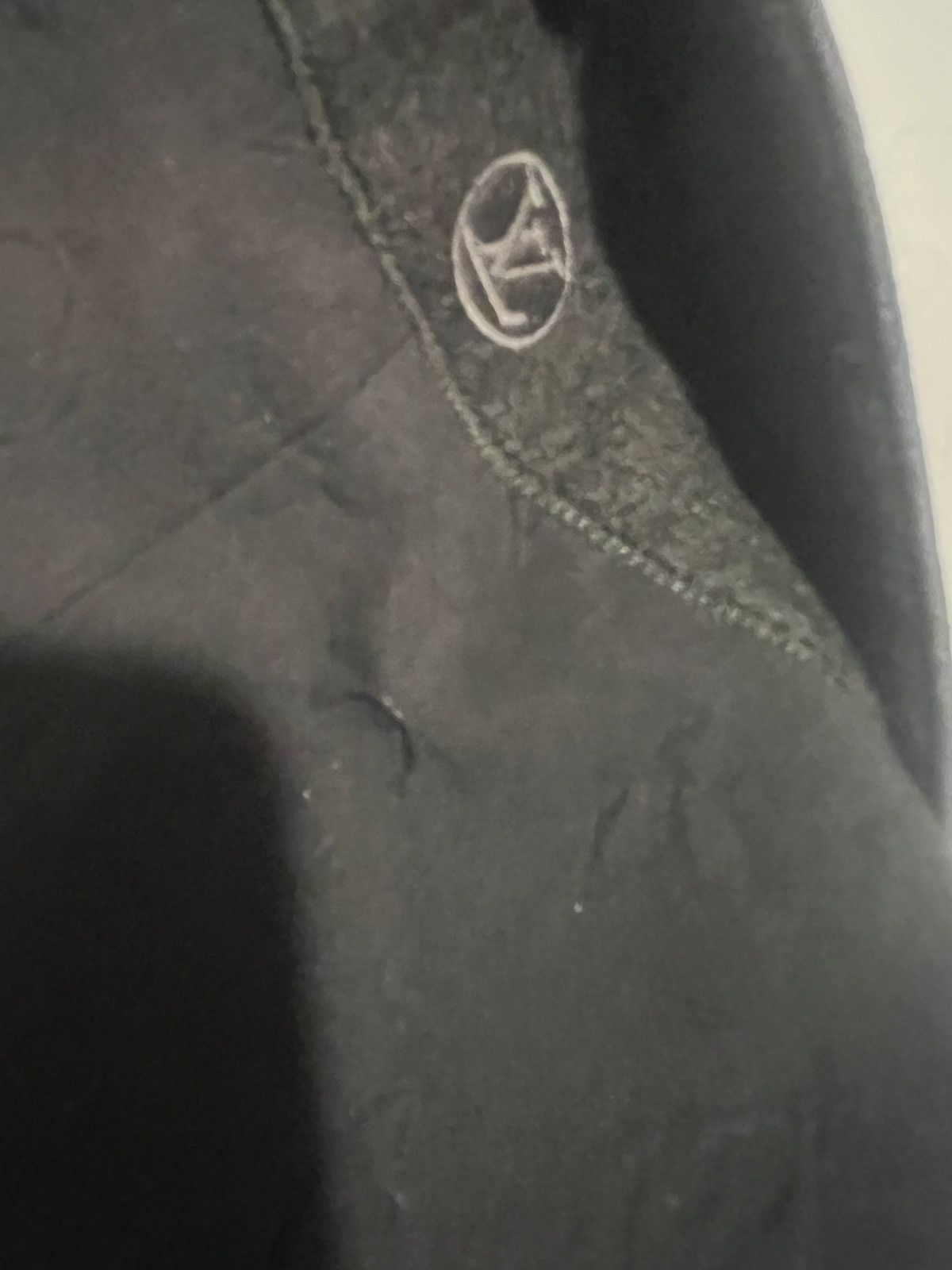 Louis Vuitton × Virgil Abloh Louis Vuitton monogram double breasted blazer. 40/50. $3290 Size 40R - 7 Thumbnail