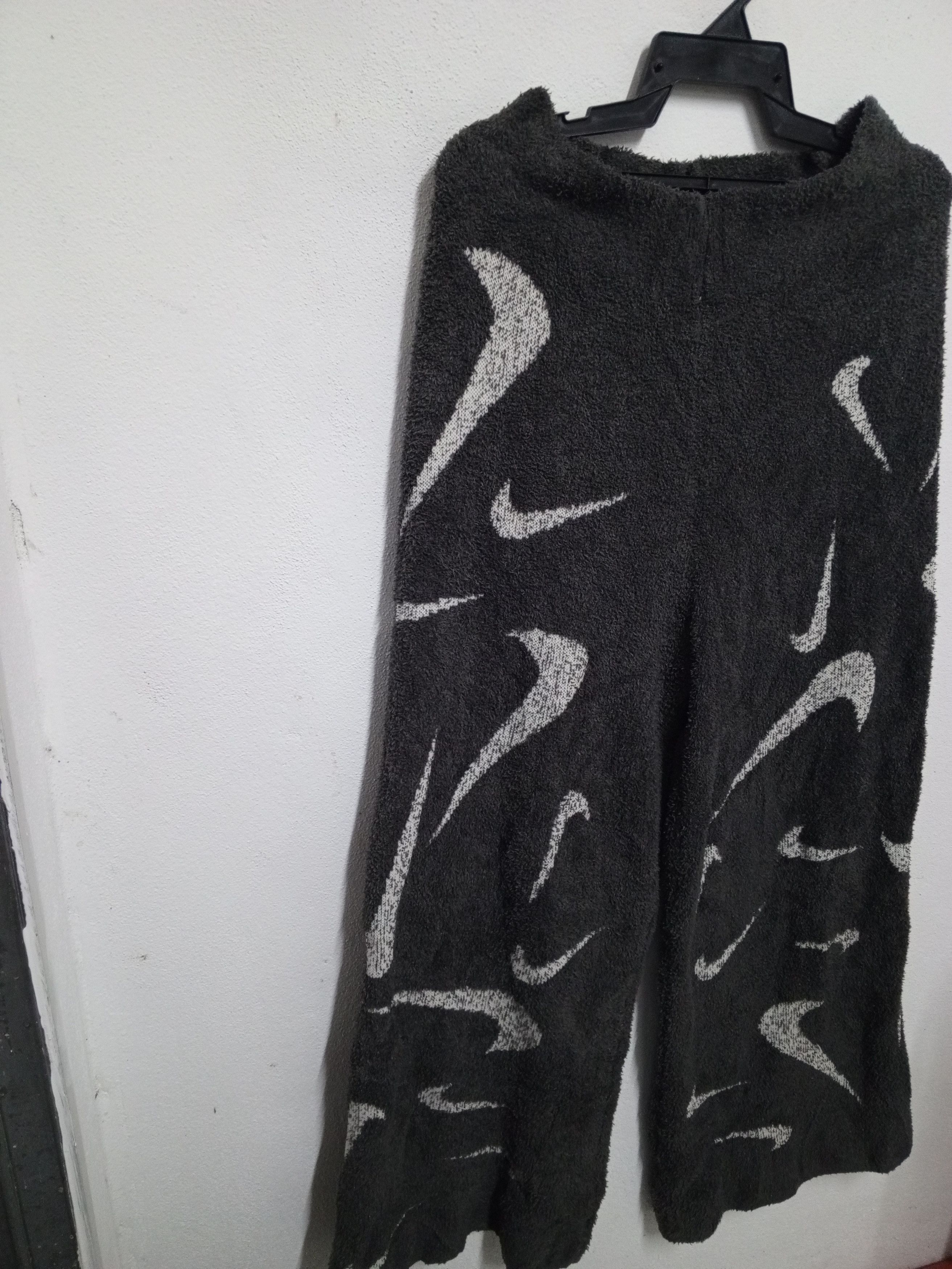 Nike Nike buggy Phoenix Cozy Boucle Knit Pants Women's Ash Grey Size 40" / US 18 - 4 Thumbnail