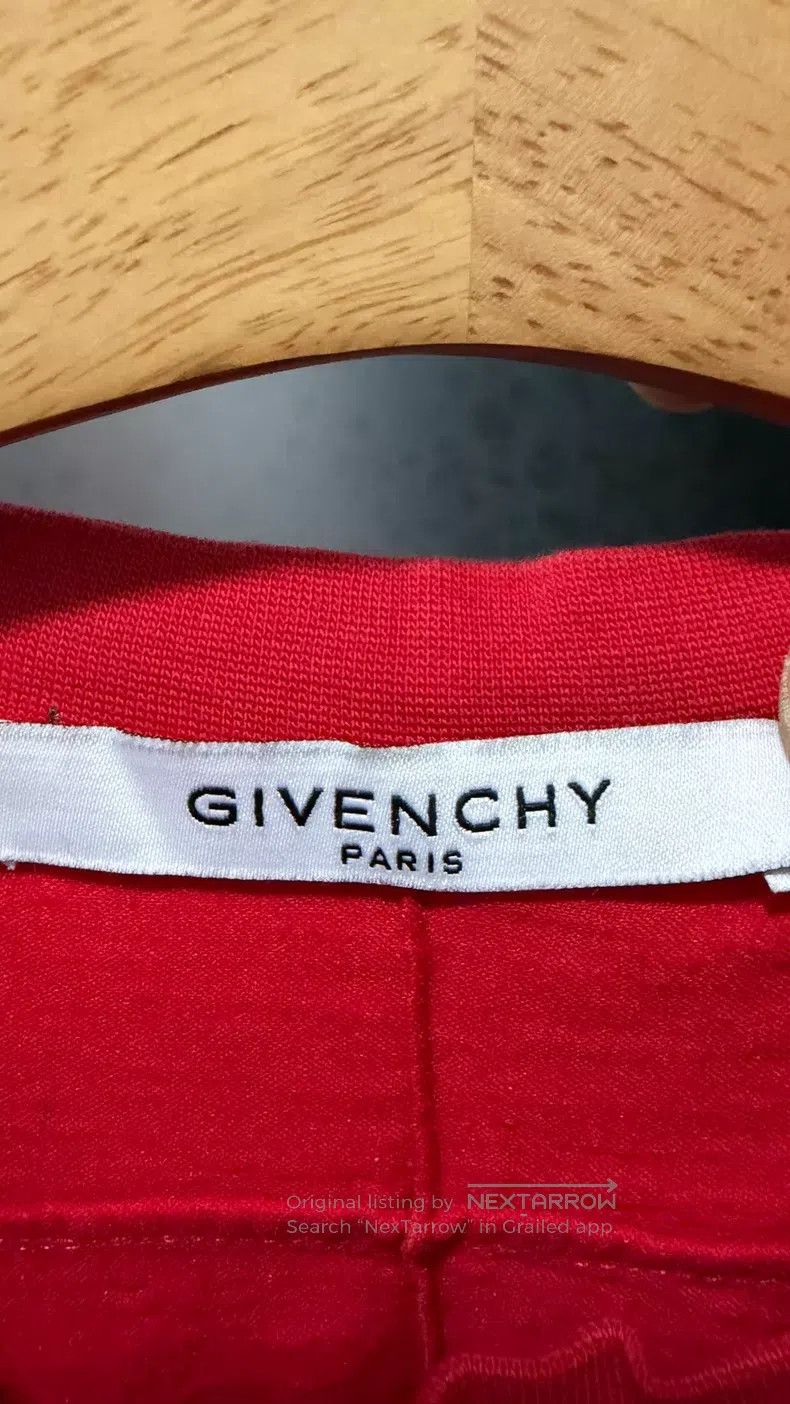 Givenchy Givenchy Red Big Ripped Short Sleeve T-Shirt Size US S / EU 44-46 / 1 - 4 Thumbnail
