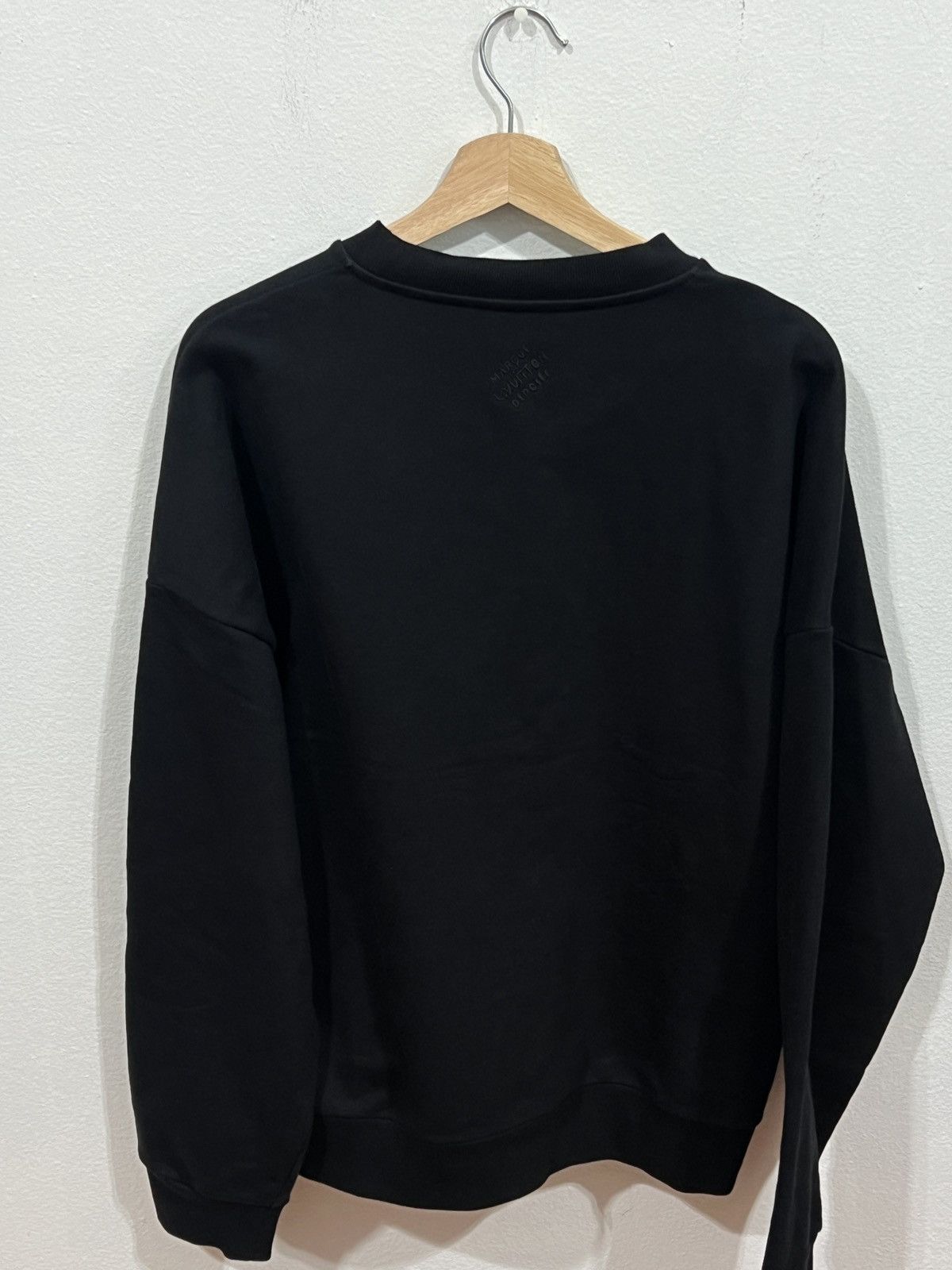 Louis Vuitton Louis Vuitton Lovers Black Sweatshirt Size US M / EU 48-50 / 2 - 8 Thumbnail