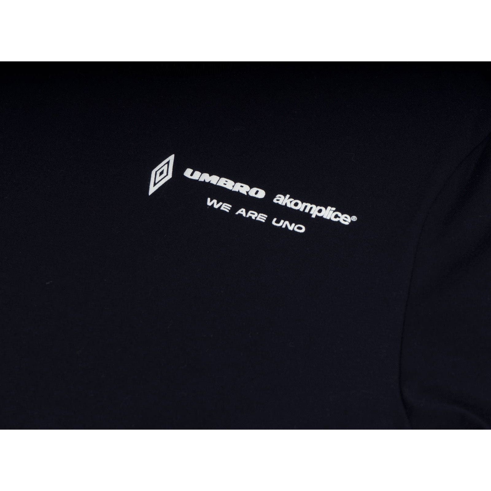 Umbro New - White - Medium - AK + Umbro - UNO LS Tee Size US M / EU 48-50 / 2 - 8 Thumbnail