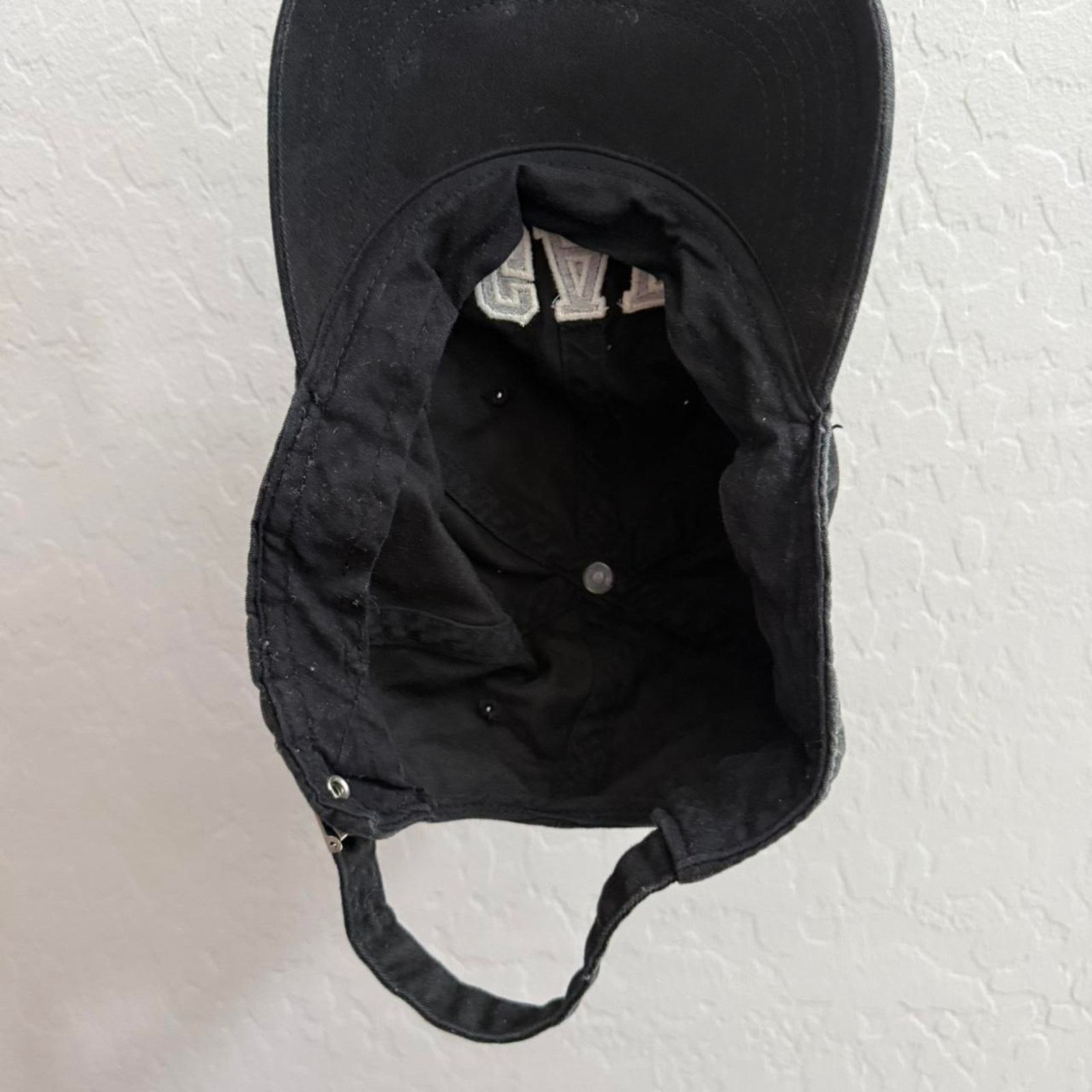 Gap Vintage Gap Buckle Back Hat In Black and Grey Size ONE SIZE - 4 Thumbnail