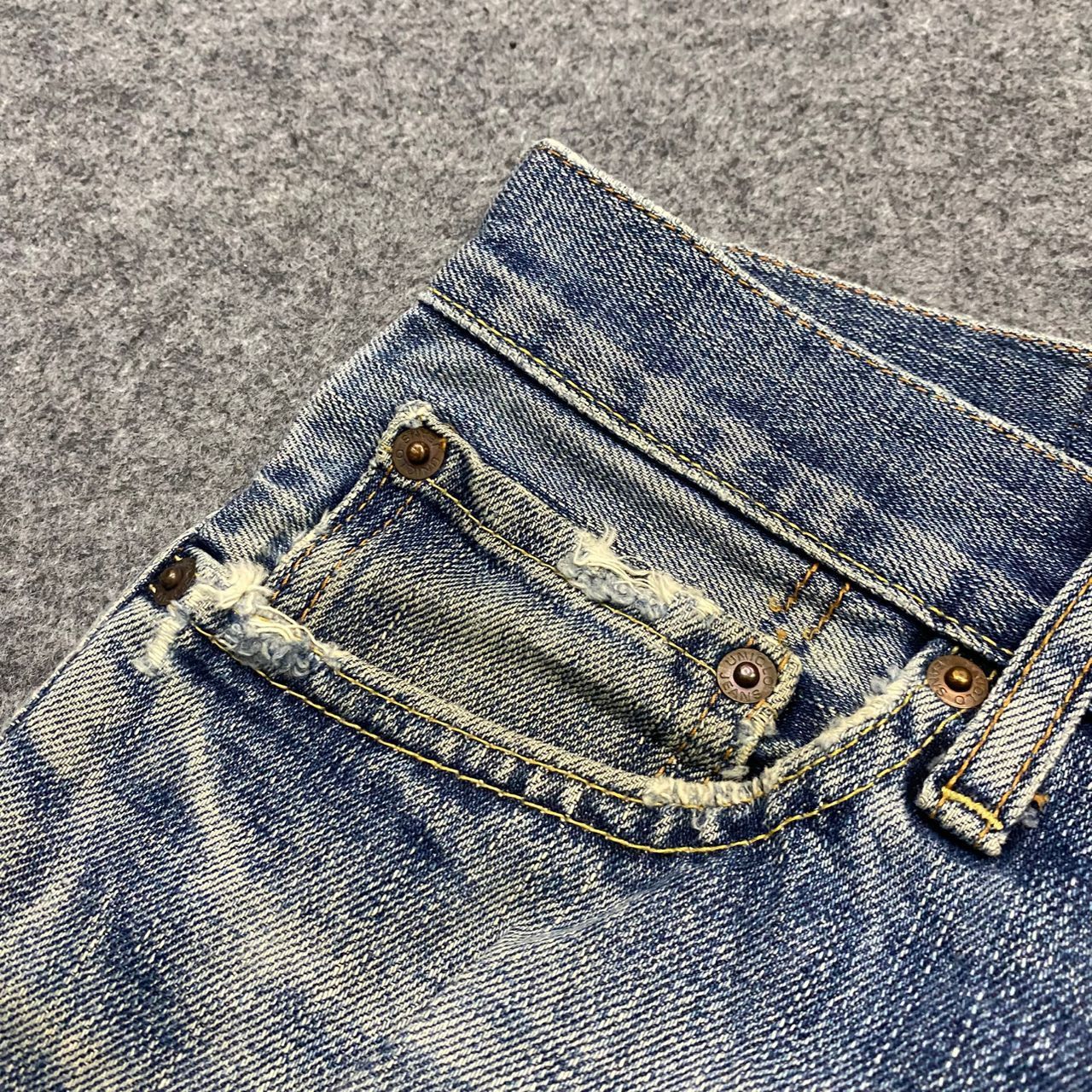 Japanese Brand 💥Best Offer💥Vintage Uniqlo Distressed Denim Size US 34 / EU 50 - 10 Thumbnail