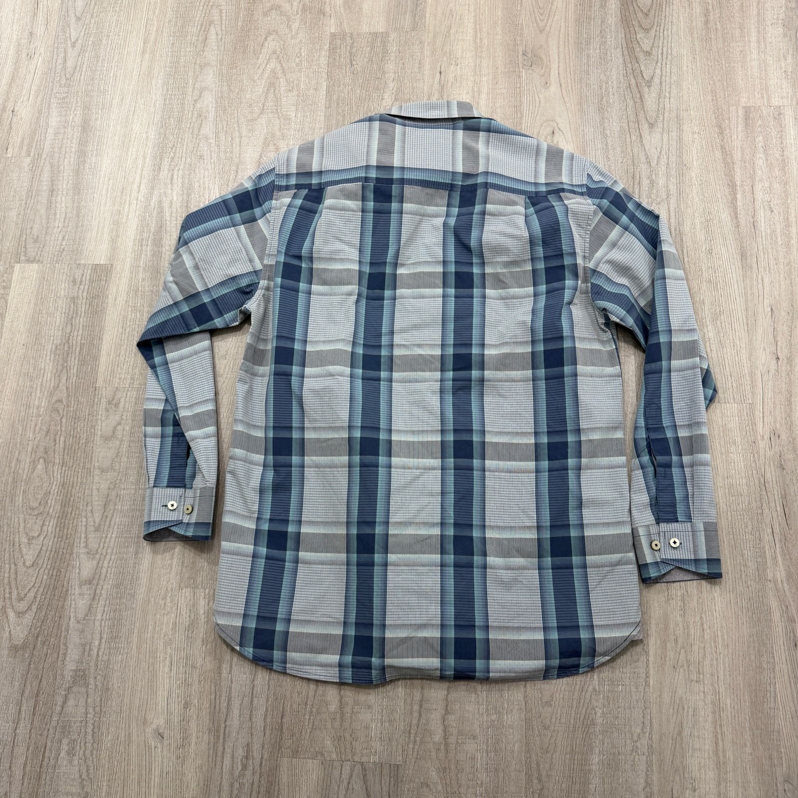 Tommy Bahama Tommy Bahama Button Up Shirt Men's Medium Blue Gray Plaid Size US M / EU 48-50 / 2 - 6 Thumbnail