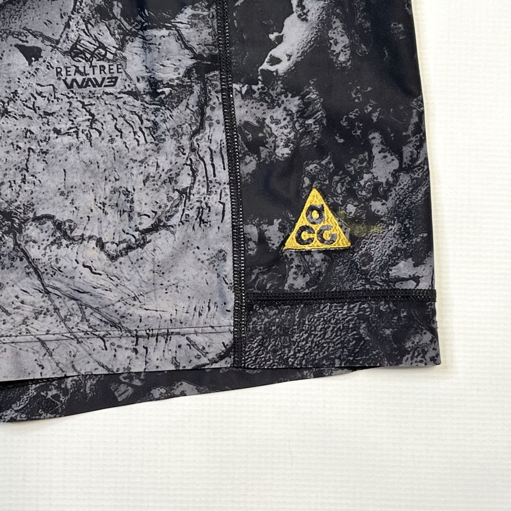 Nike ACG Women Nike ACG Dri-FIT ADV Crater Lookout Shorts DC9881 010 Size 2XL Black Camouflage Nike ACG Shorts Womens 2XL Short 2XL Size 40" / US 18 - 5 Thumbnail
